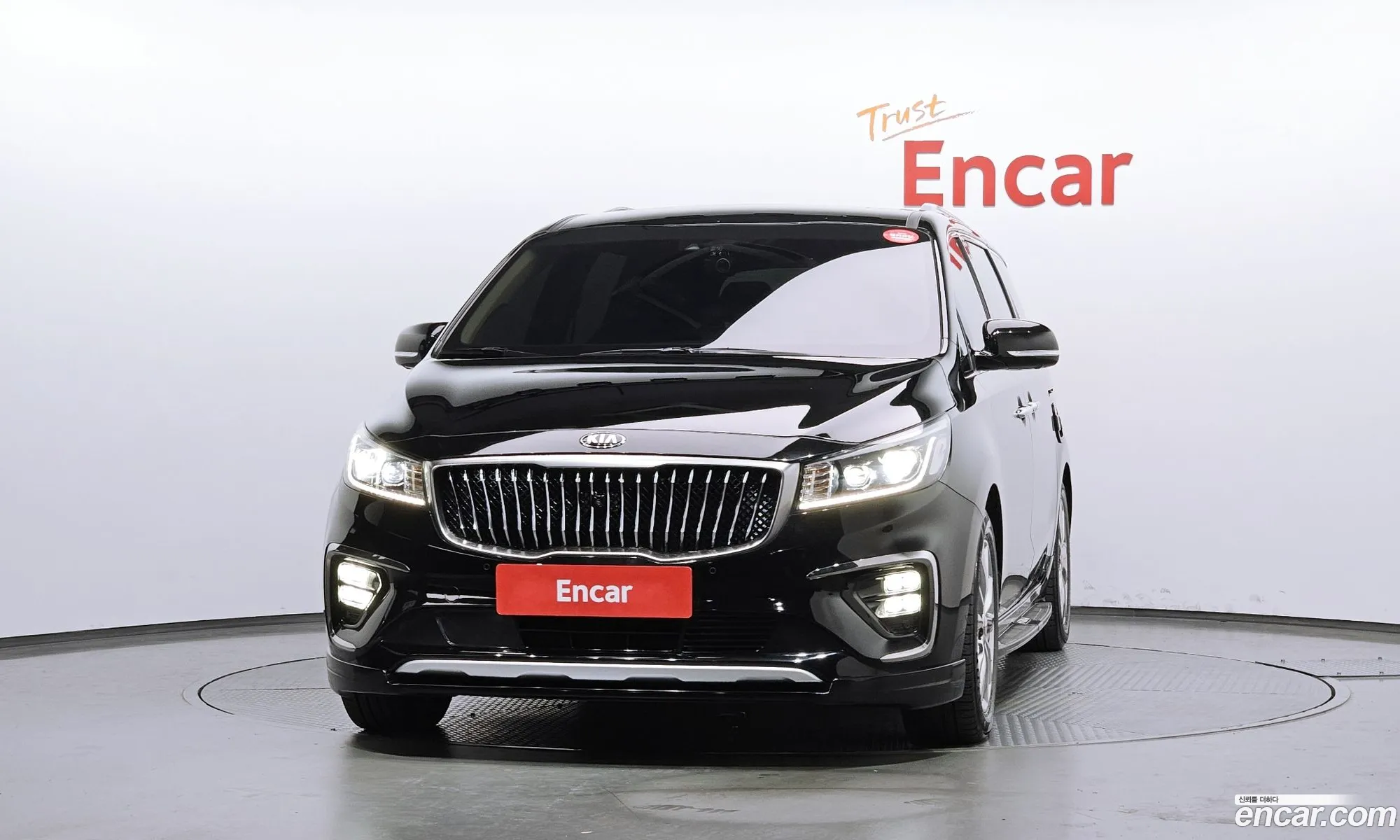 Kia Carnival 2018 — 2