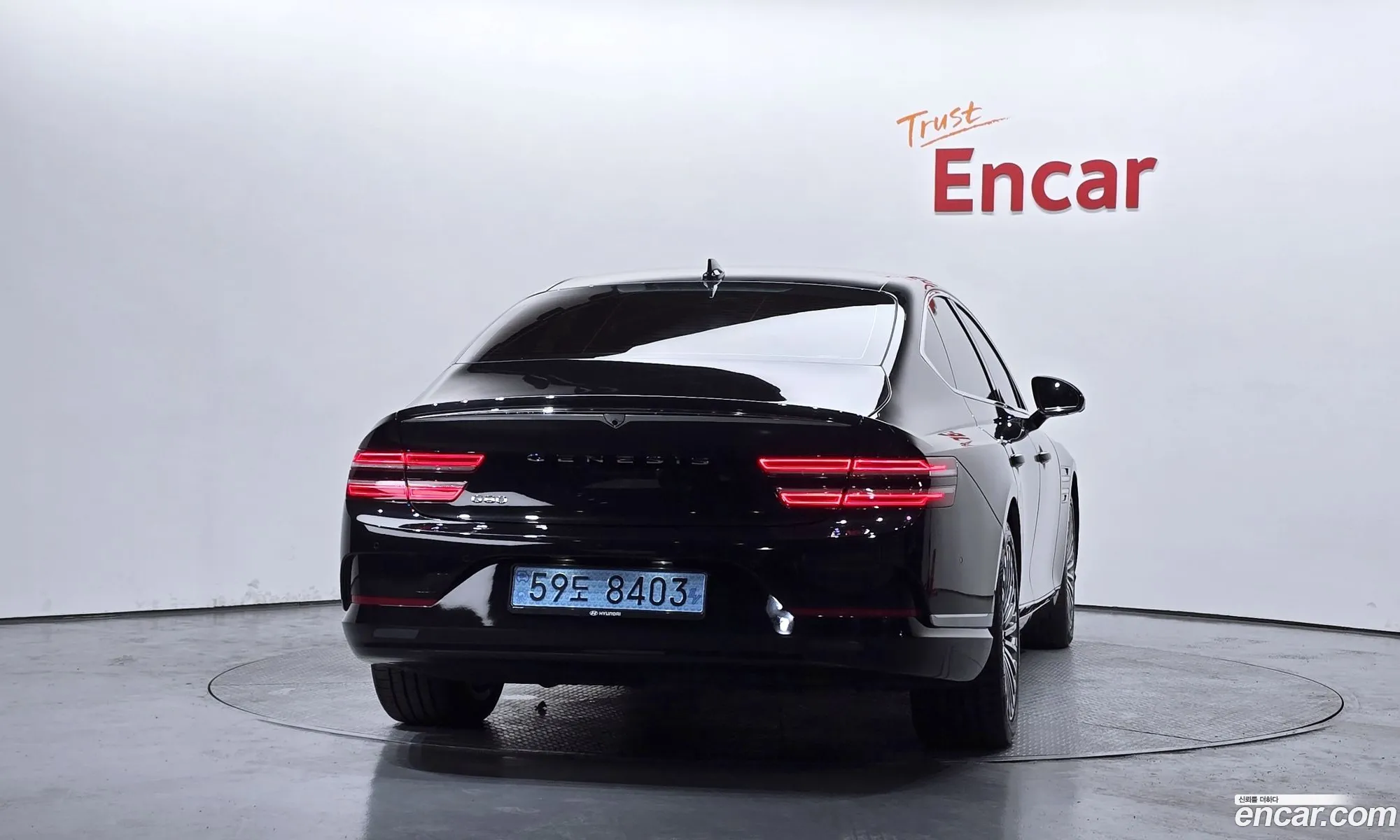 Genesis Electrified G80 2022 — 4