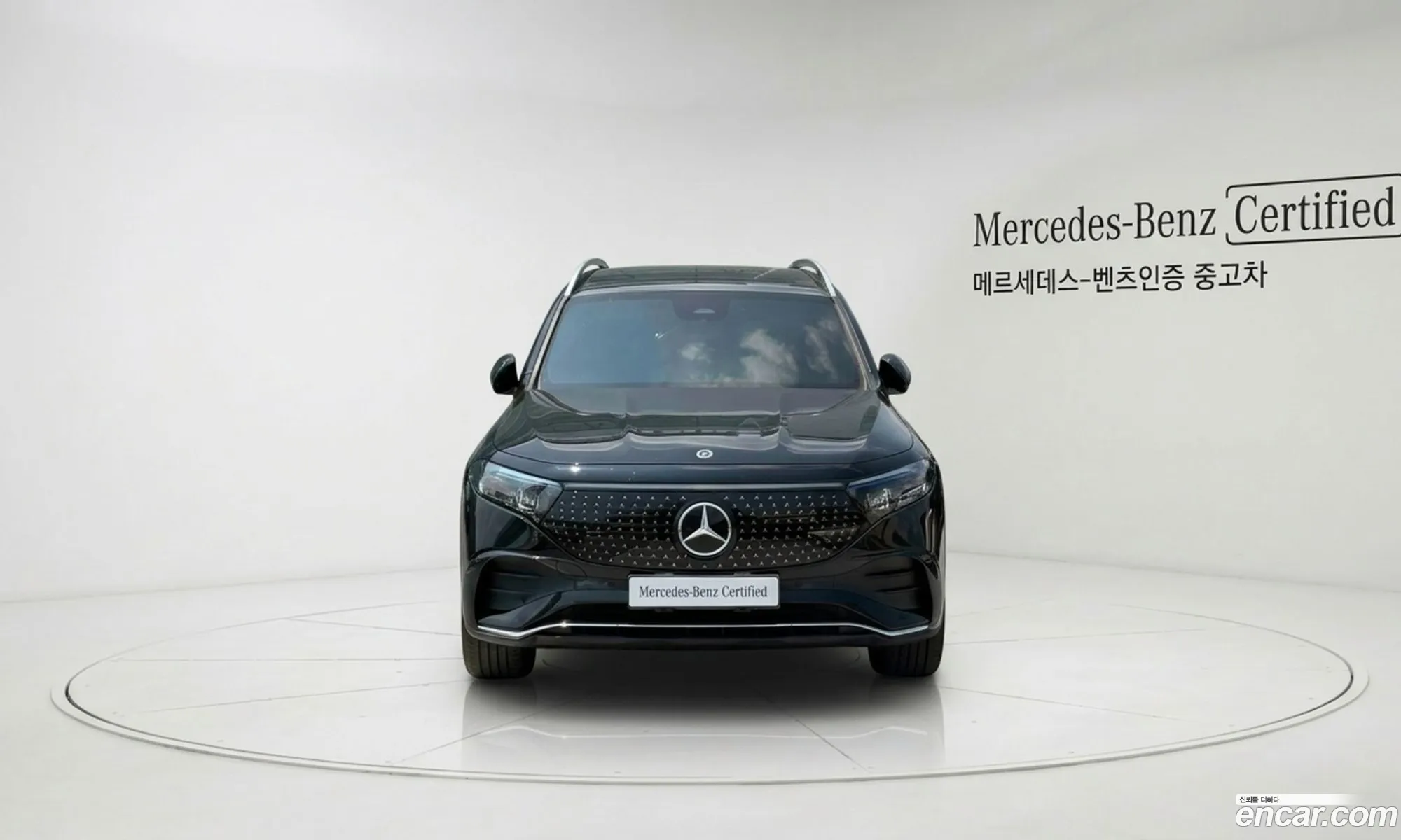 Mercedes-Benz EQB X243 2024 — 10