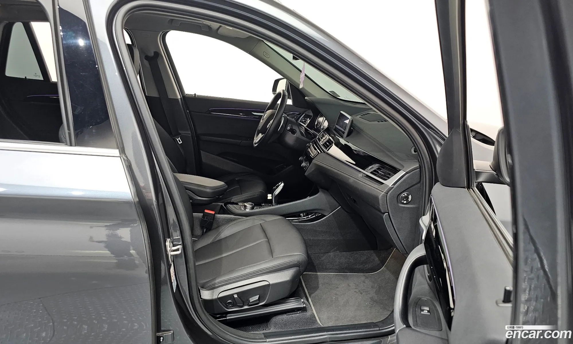BMW X1 2022 WBA11DG08N5V08609 — 3