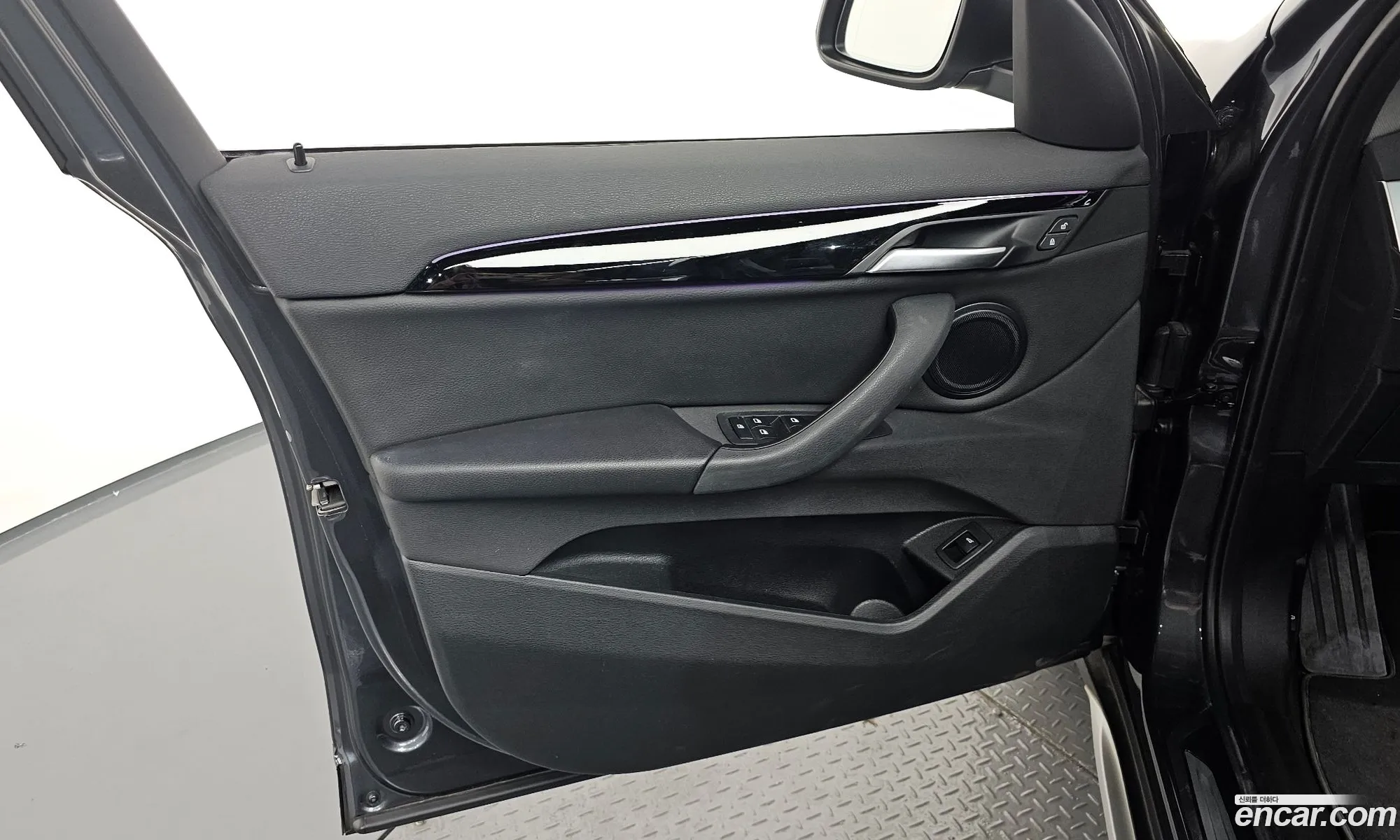 BMW X1 2022 WBA11DG08N5V08609 — 9