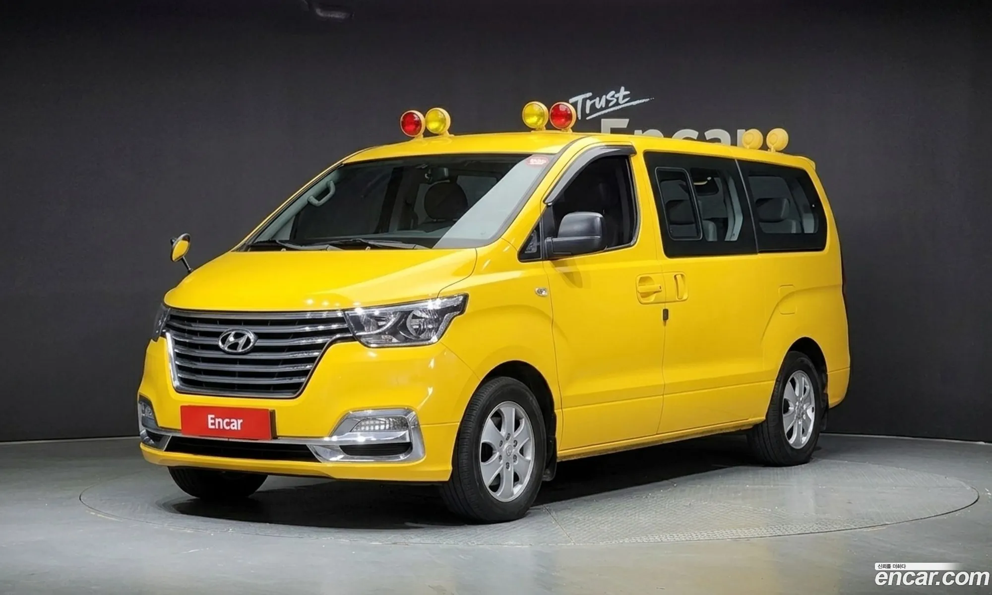 Hyundai Grand Starex 2020 — 3