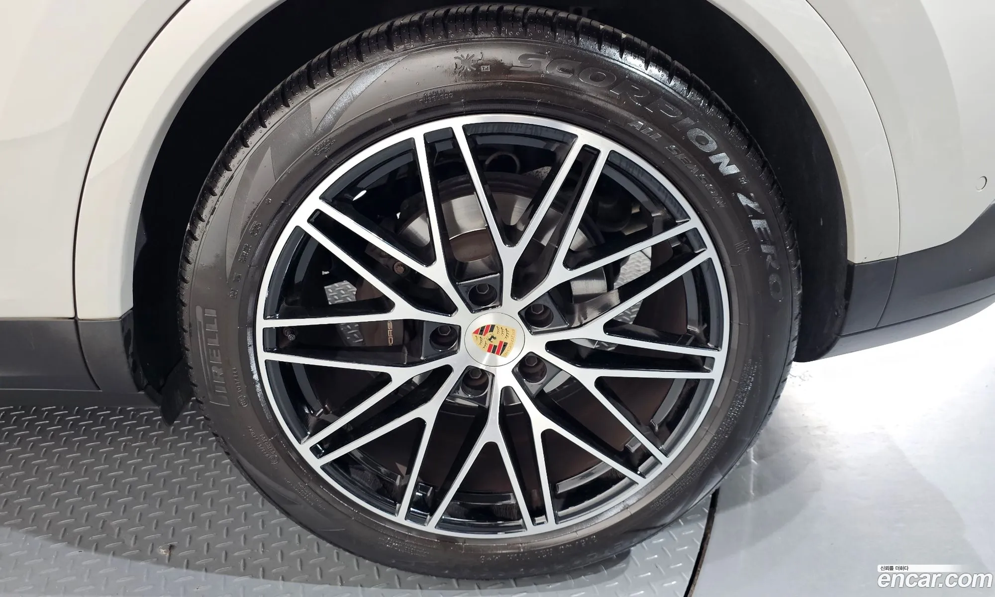 Porsche Cayenne 2024 WP1AA29Y9RDA12545 — 15