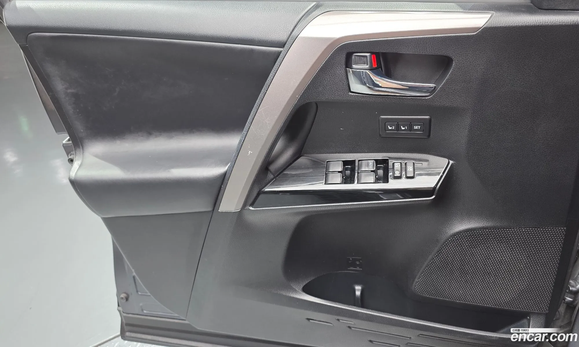 Toyota RAV4 2018 — 6