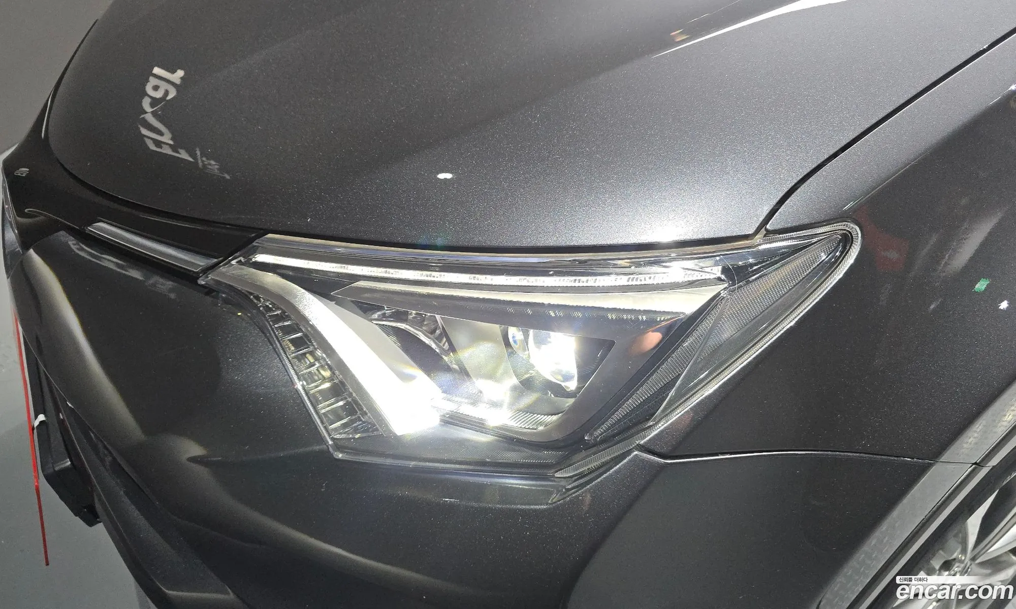 Toyota RAV4 2018 — 18