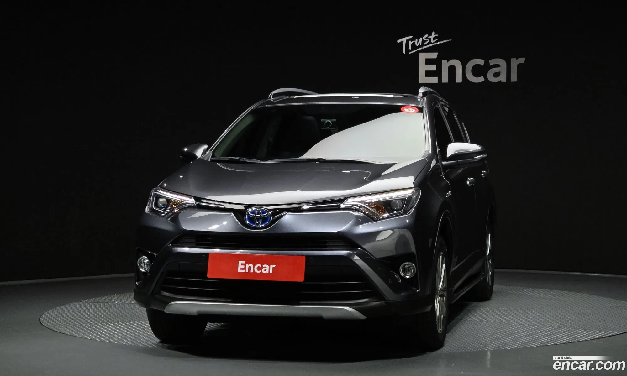 Toyota RAV4 2018 — 12