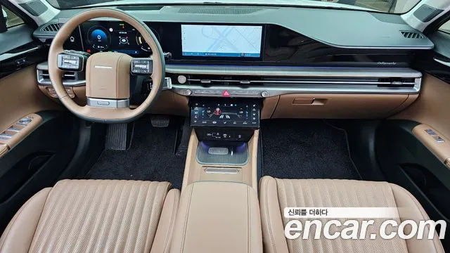 Hyundai Grandeur Hybrid 2024 — 4