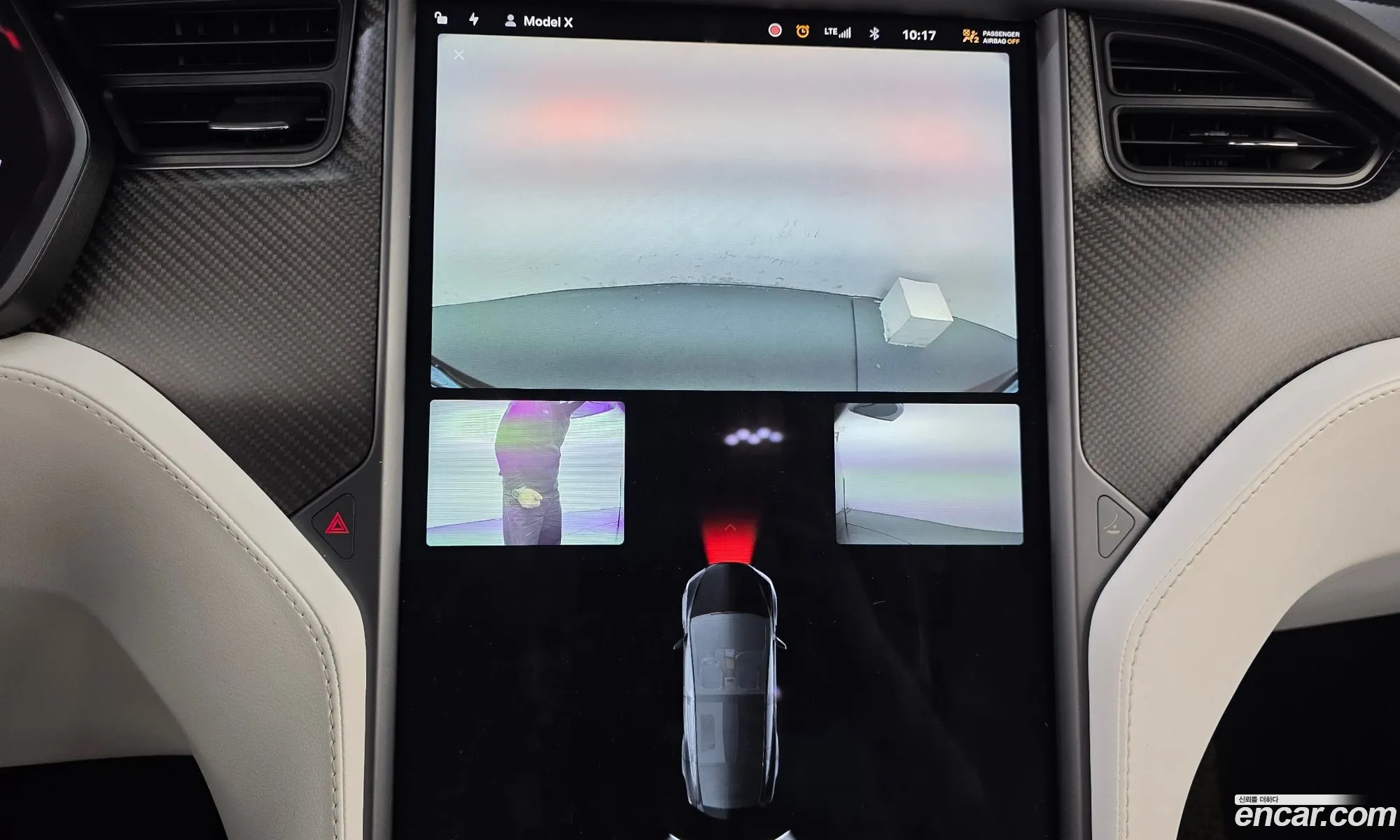 Tesla Model X 2018 5YJXCBE27JF126533 — 3