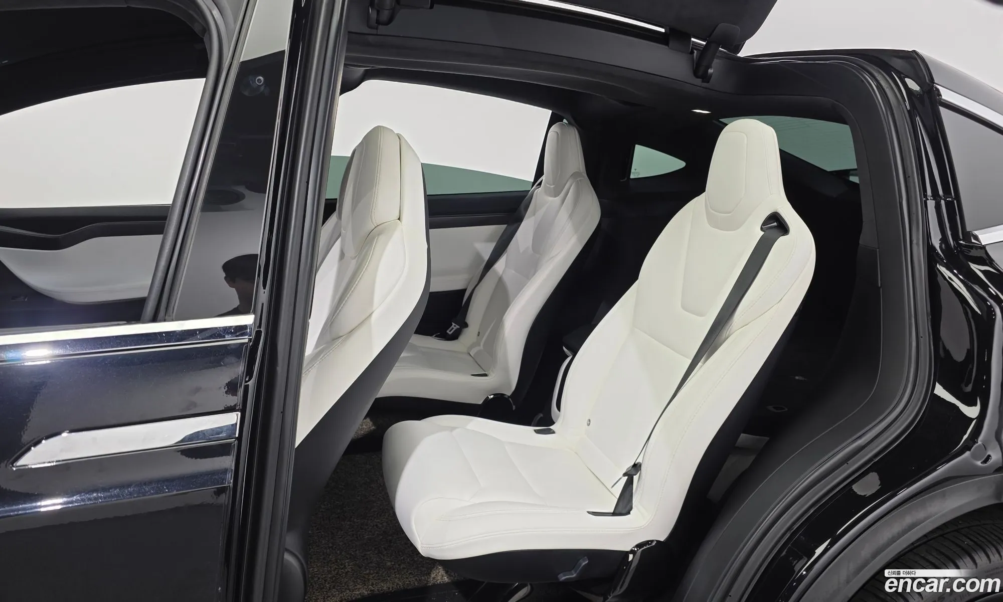 Tesla Model X 2018 5YJXCBE27JF126533 — 11