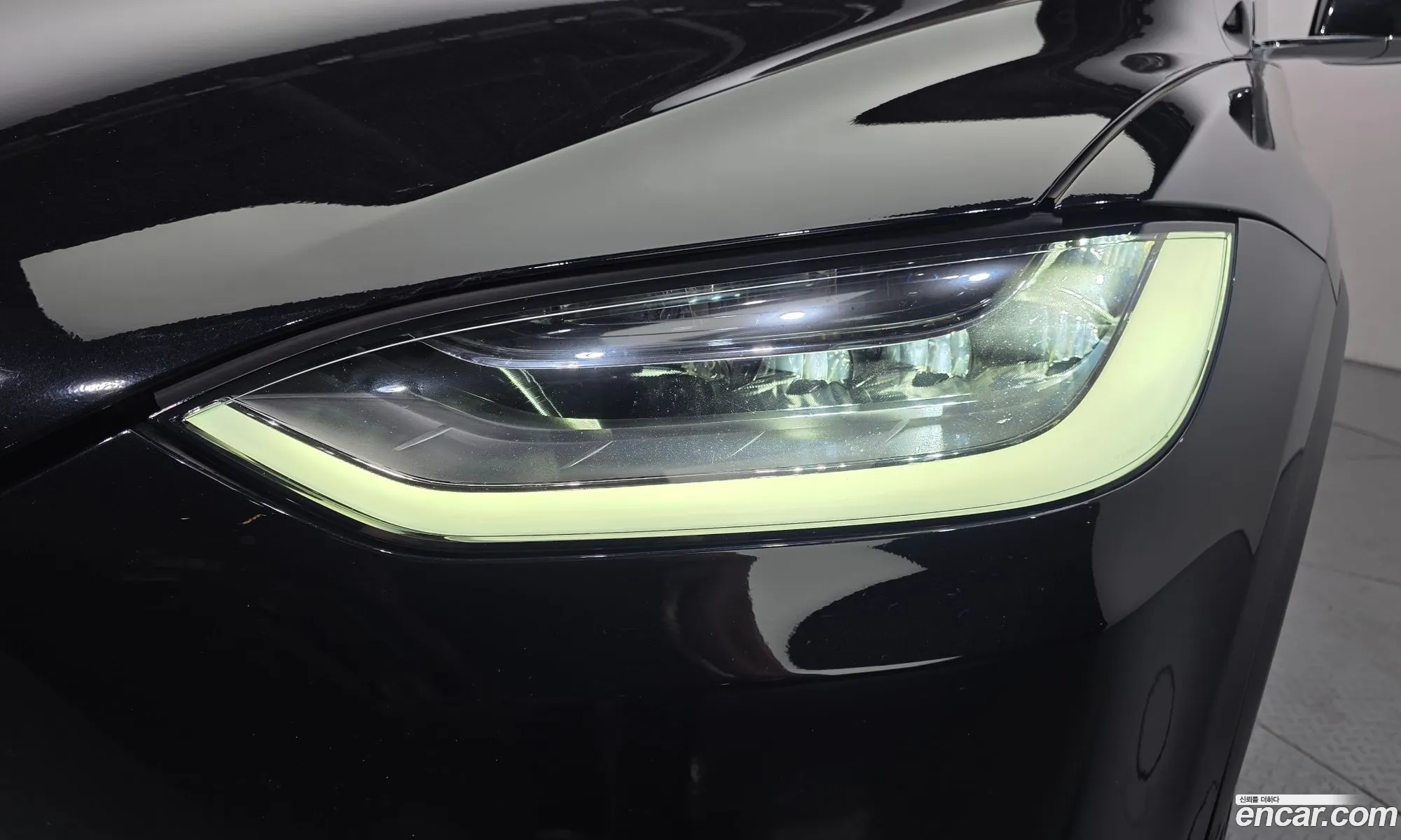 Tesla Model X 2018 5YJXCBE27JF126533 — 15