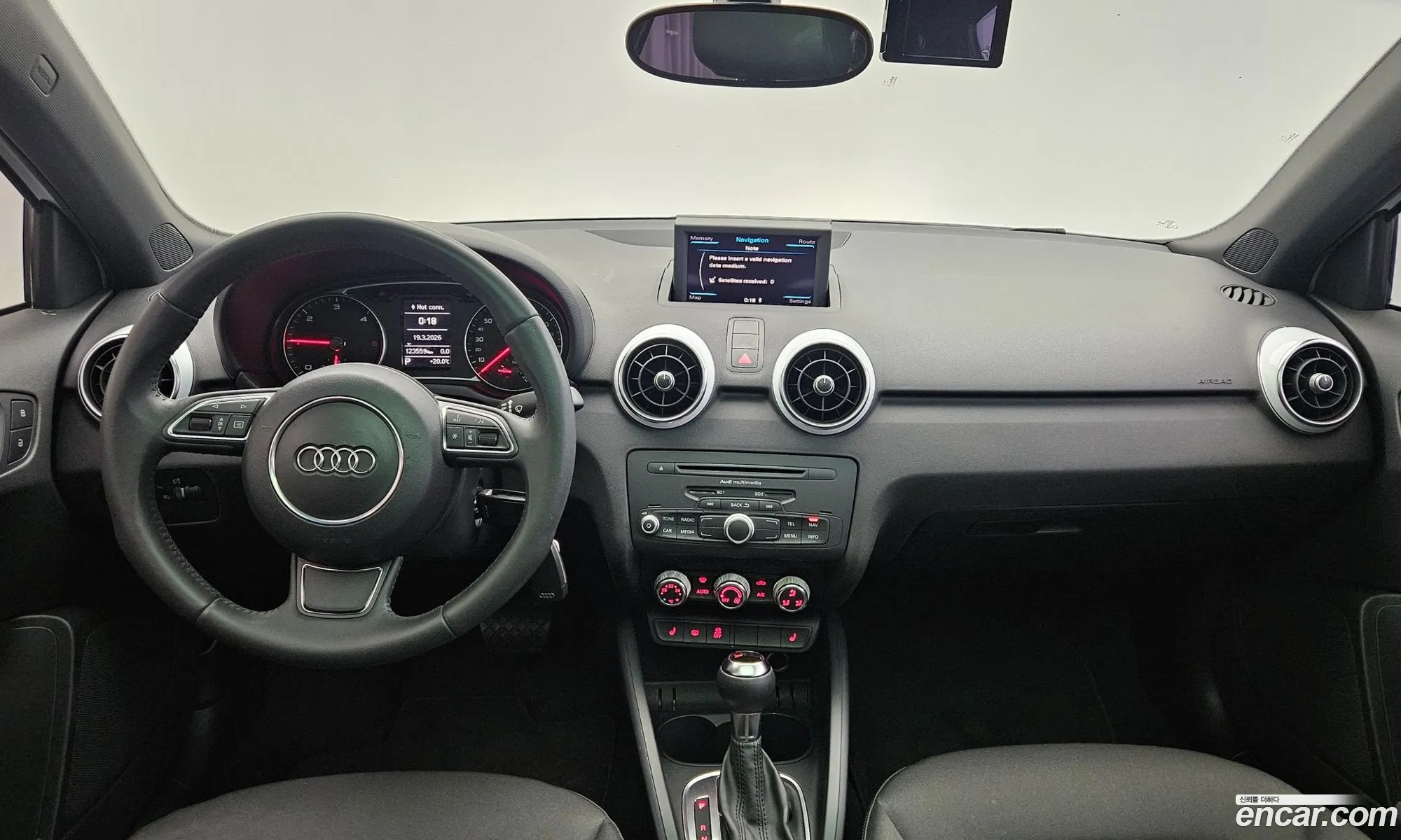 Audi A1 2013 — 4
