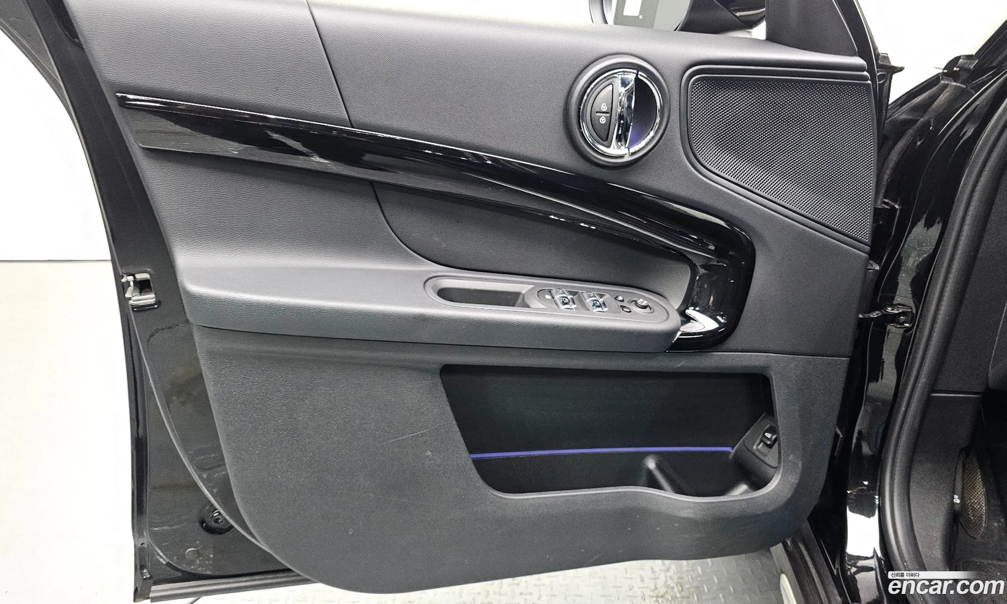 Mini Cooper Countryman 2023 WMW31BR0XP3R30826 — 17