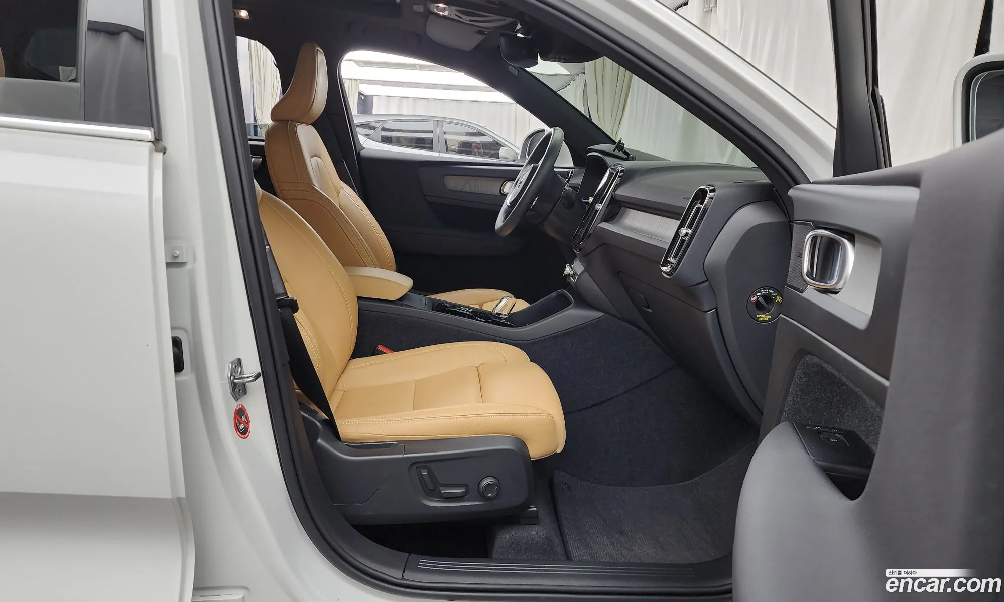 Volvo XC40 2021 YV1XZK92CM2534250 — 24