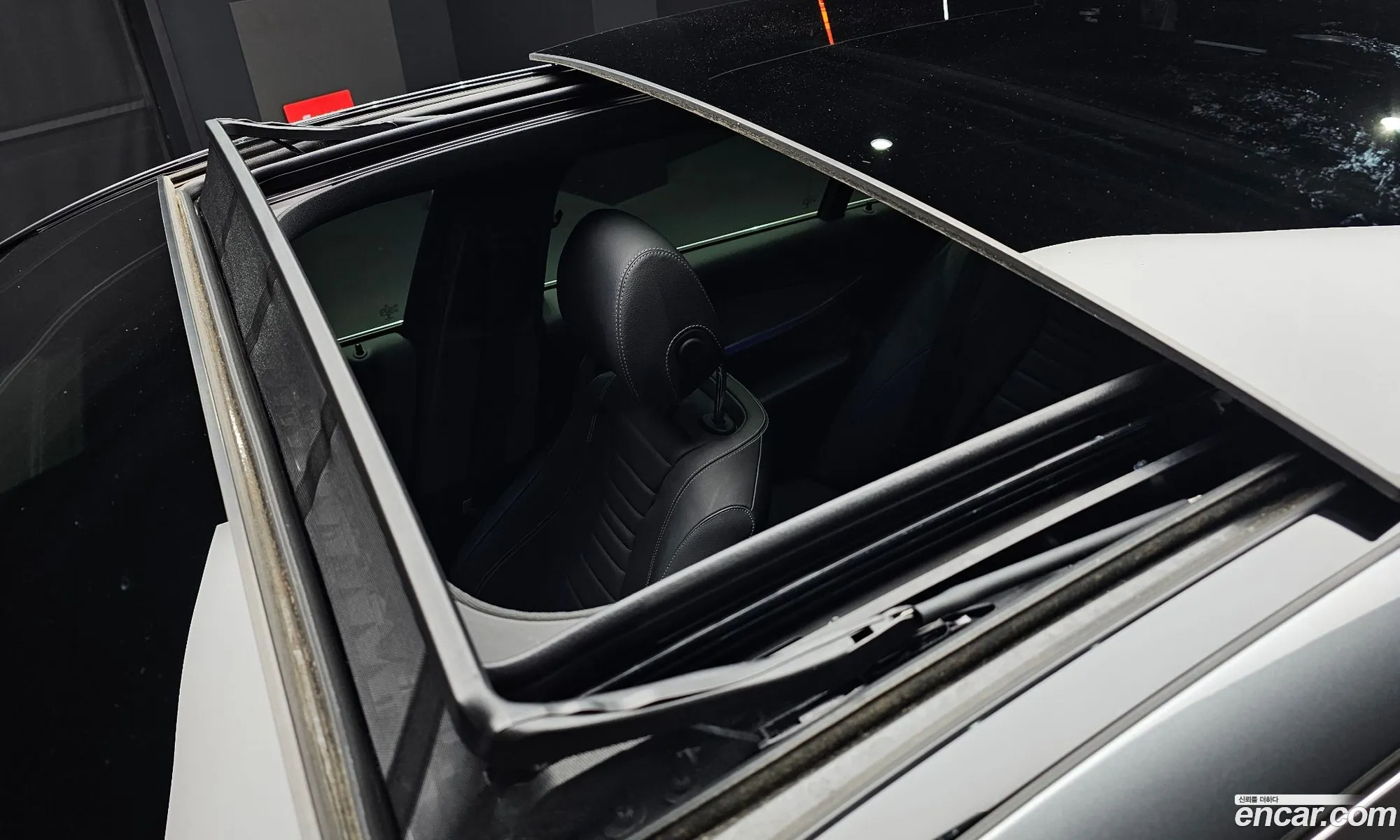 Mercedes-Benz E-Class W213 2018 — 23
