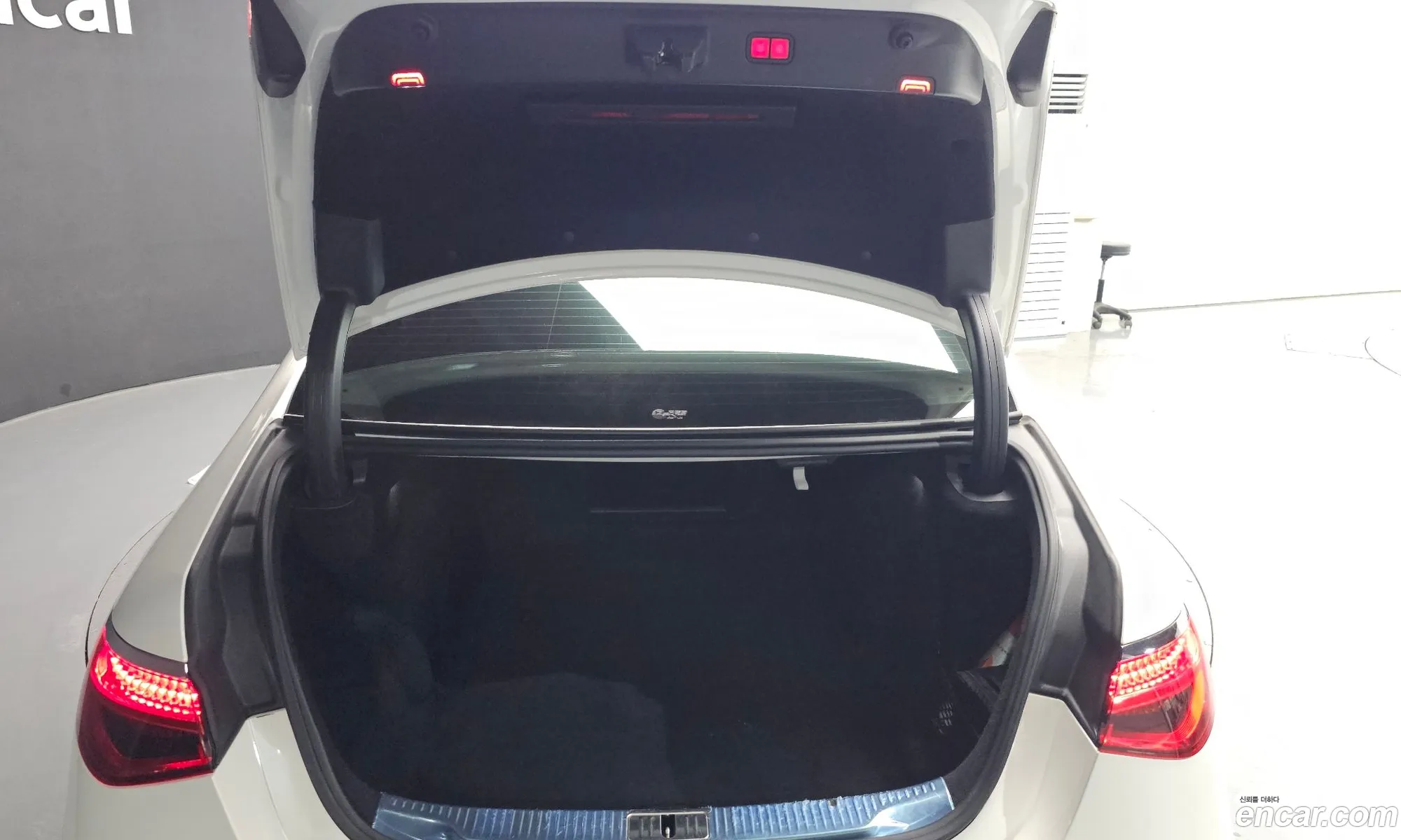 Mercedes-Benz S-Class W223 2022 — 13