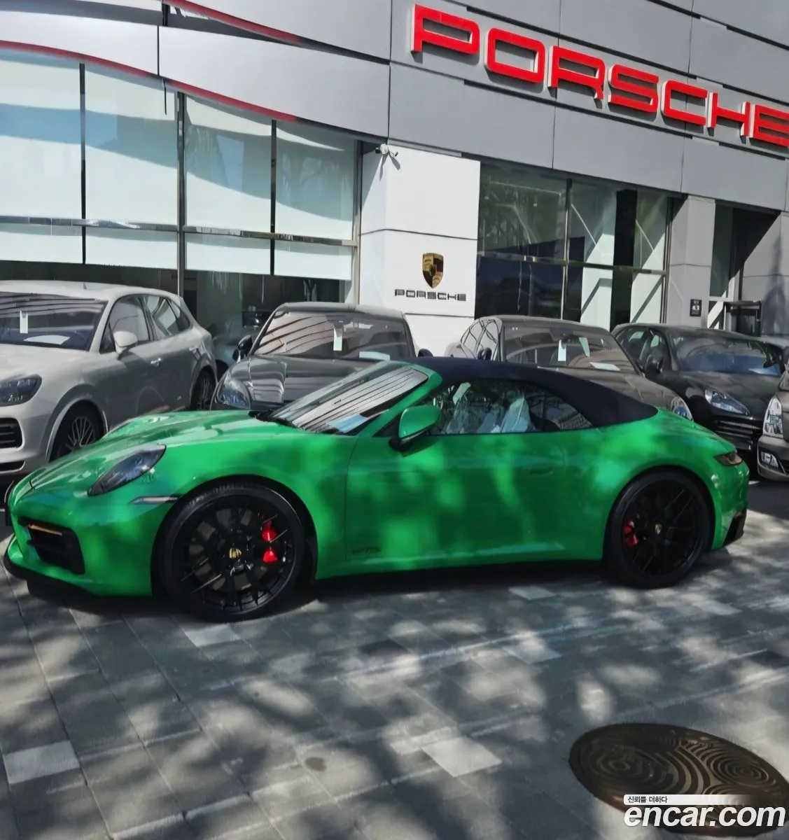 Porsche 911 2023 — 2