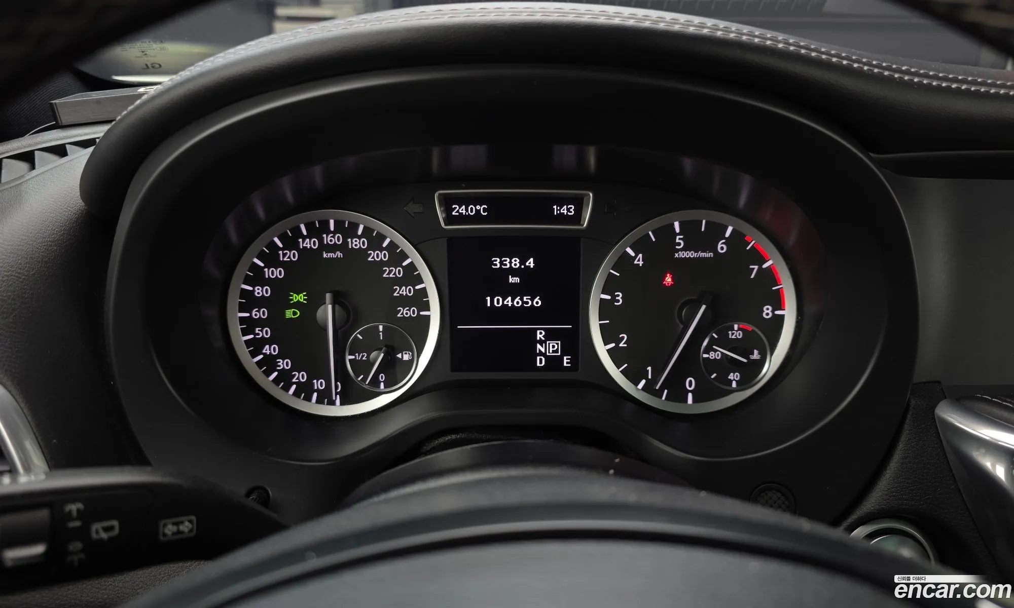 Infiniti Q30