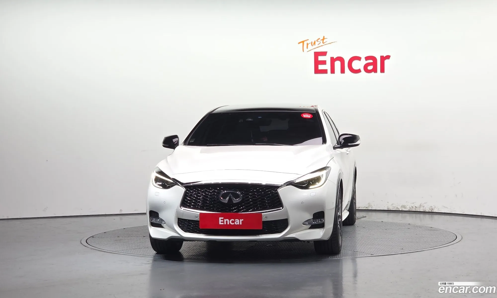 Infiniti Q30 2017 SJKCH53E6HA045392 — 18