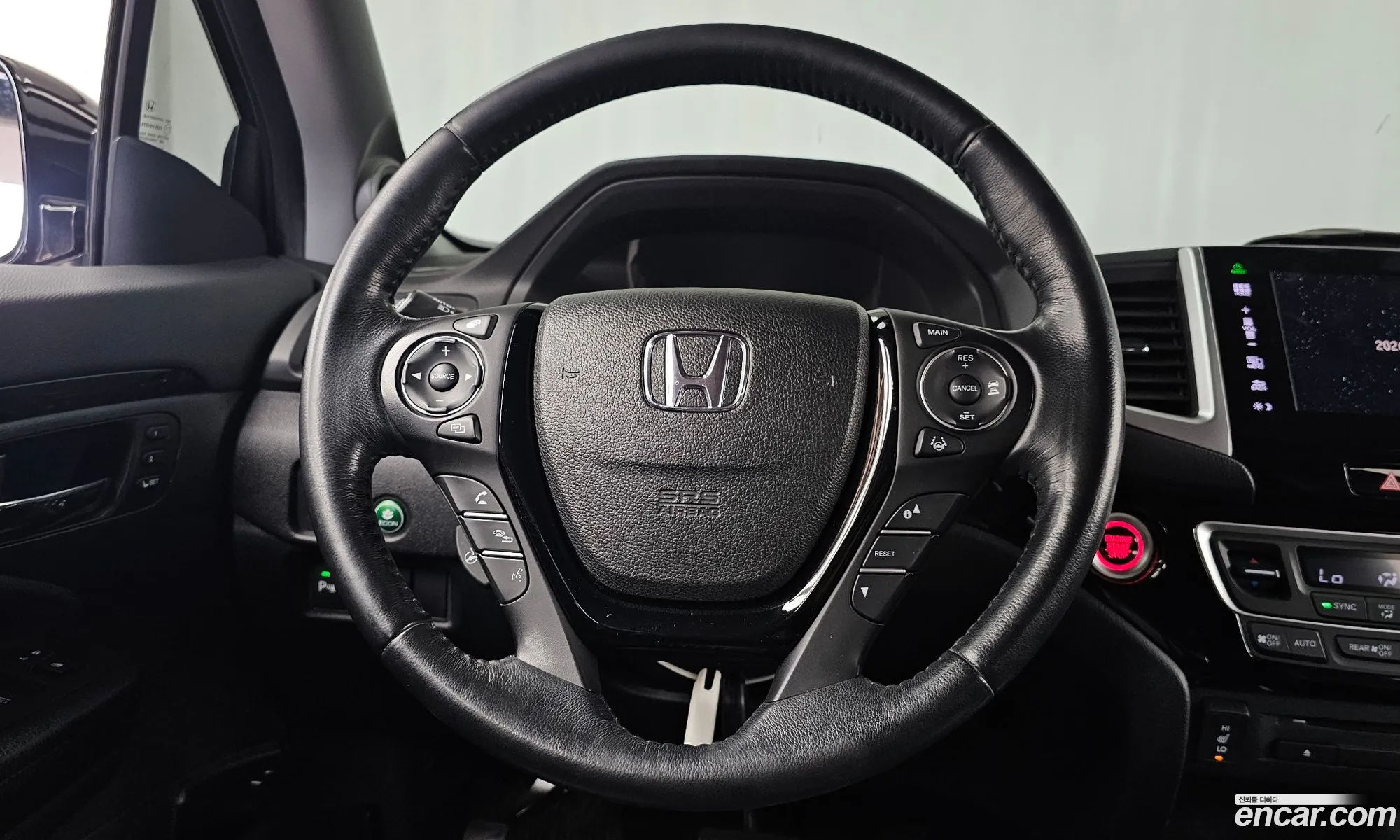 Honda Pilot 2016 5FNYF6850GB201740 — 6