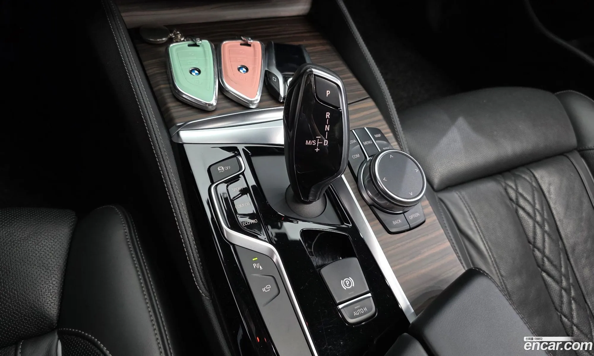 BMW 5 Series 2018 WBAJD9109JWC81919 — 26