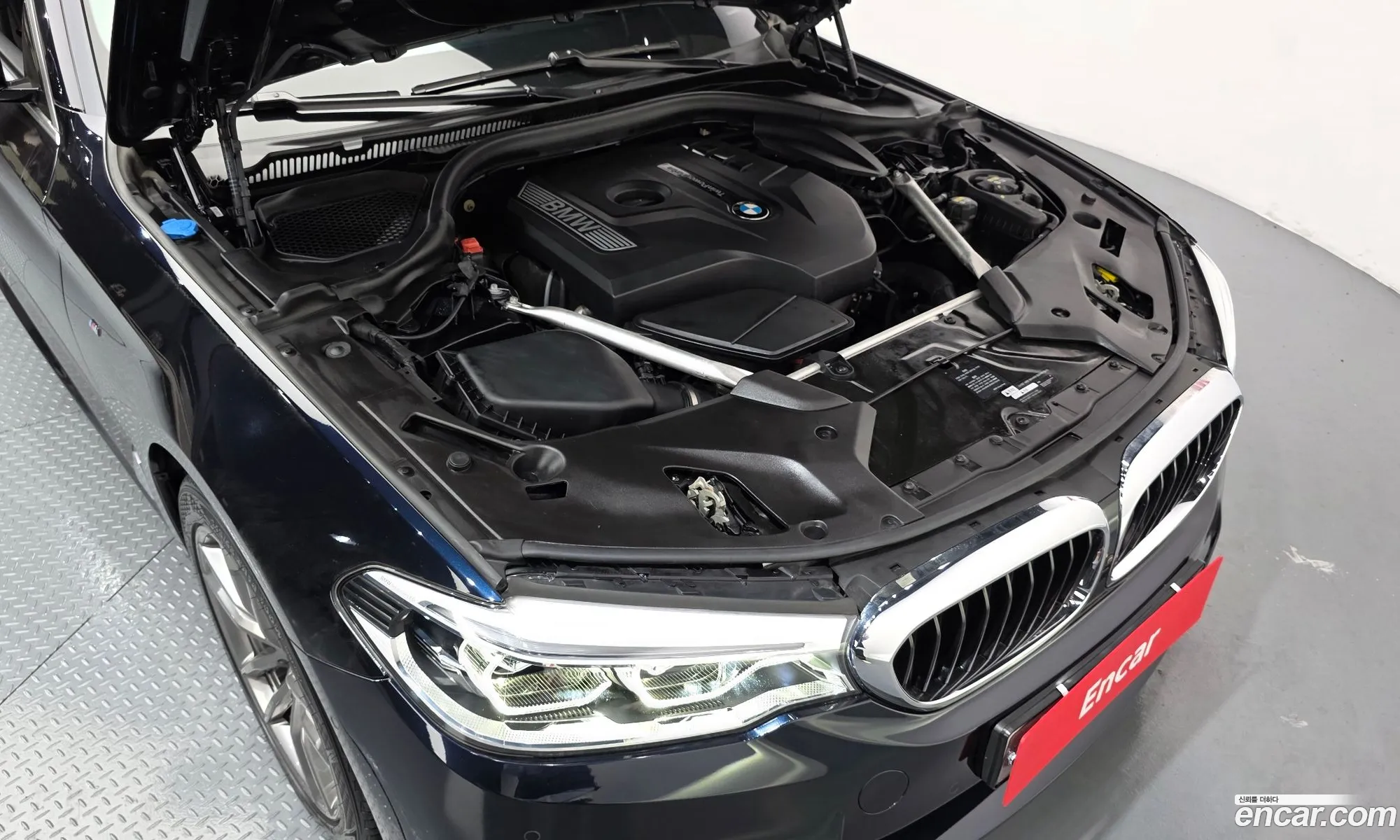 BMW 5 Series 2018 WBAJD9109JWC81919 — 23