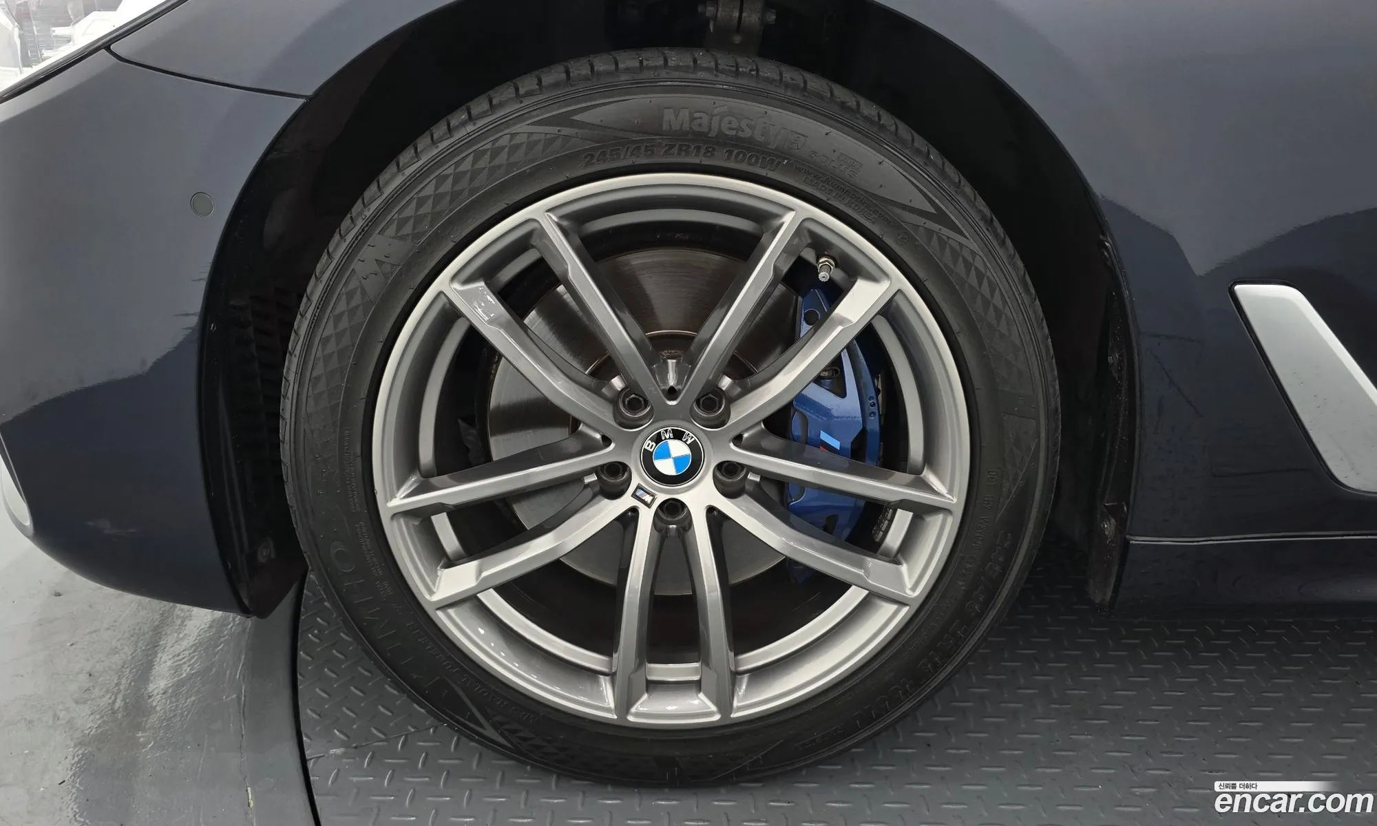 BMW 5 Series 2018 WBAJD9109JWC81919 — 13