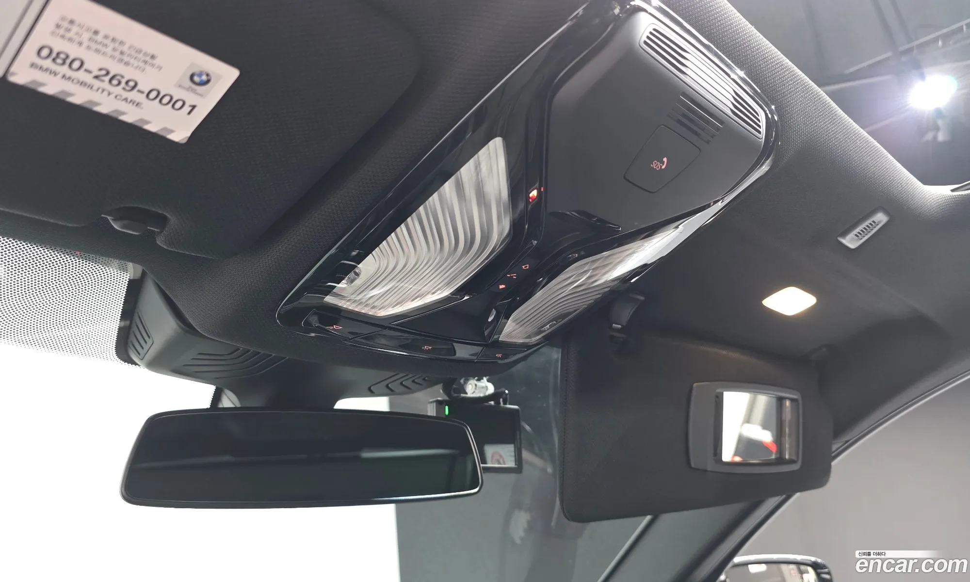 BMW 5 Series 2018 WBAJD9109JWC81919 — 19