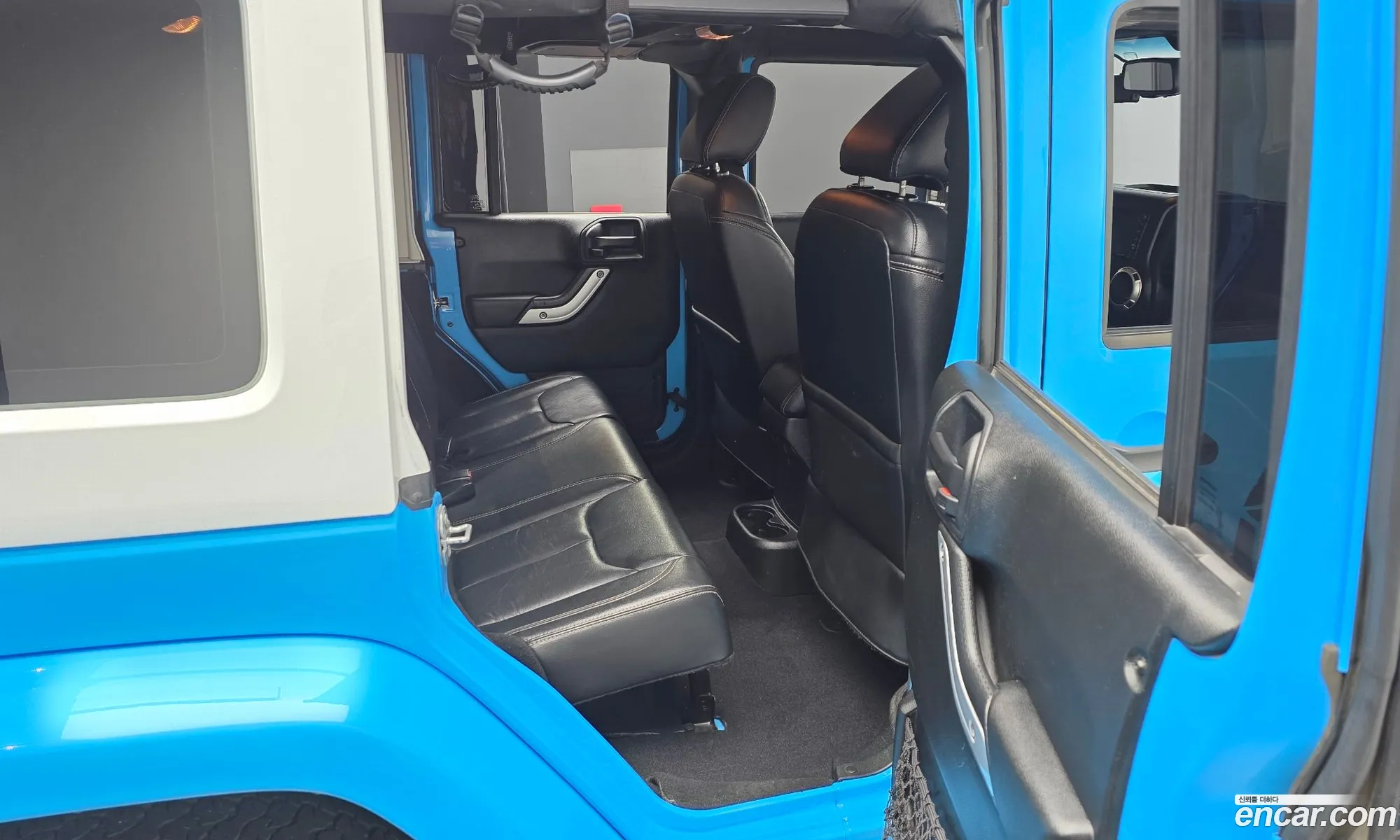 Jeep Wrangler 2017 1C4HJWEG3HL695870 — 19