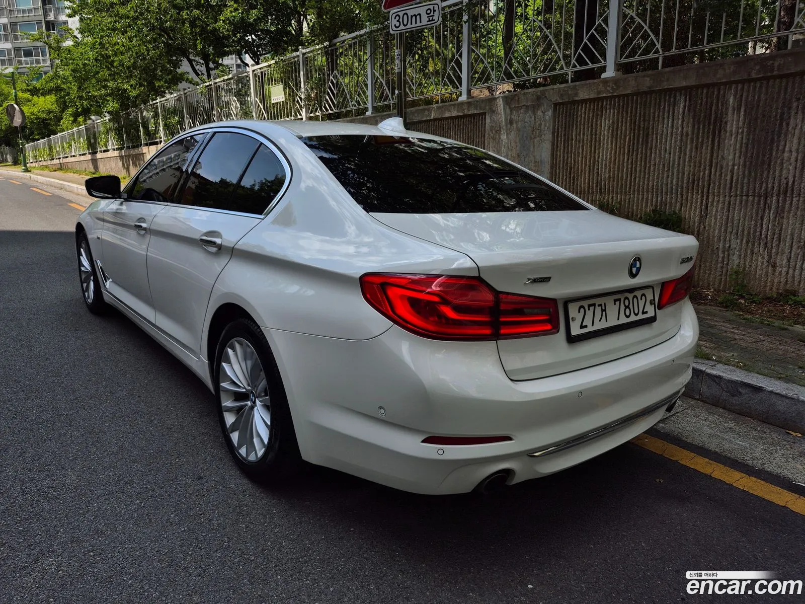 BMW 5 Series 2018 — 14