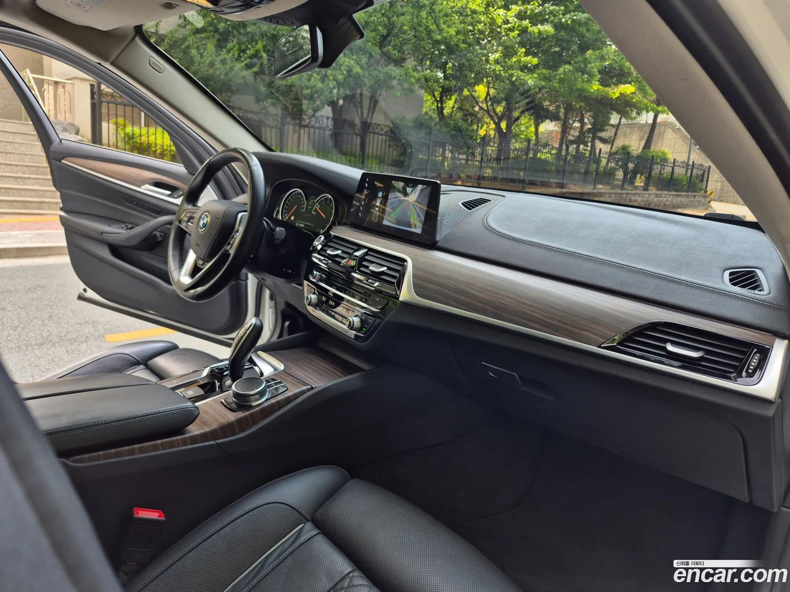 BMW 5 Series 2018 — 13