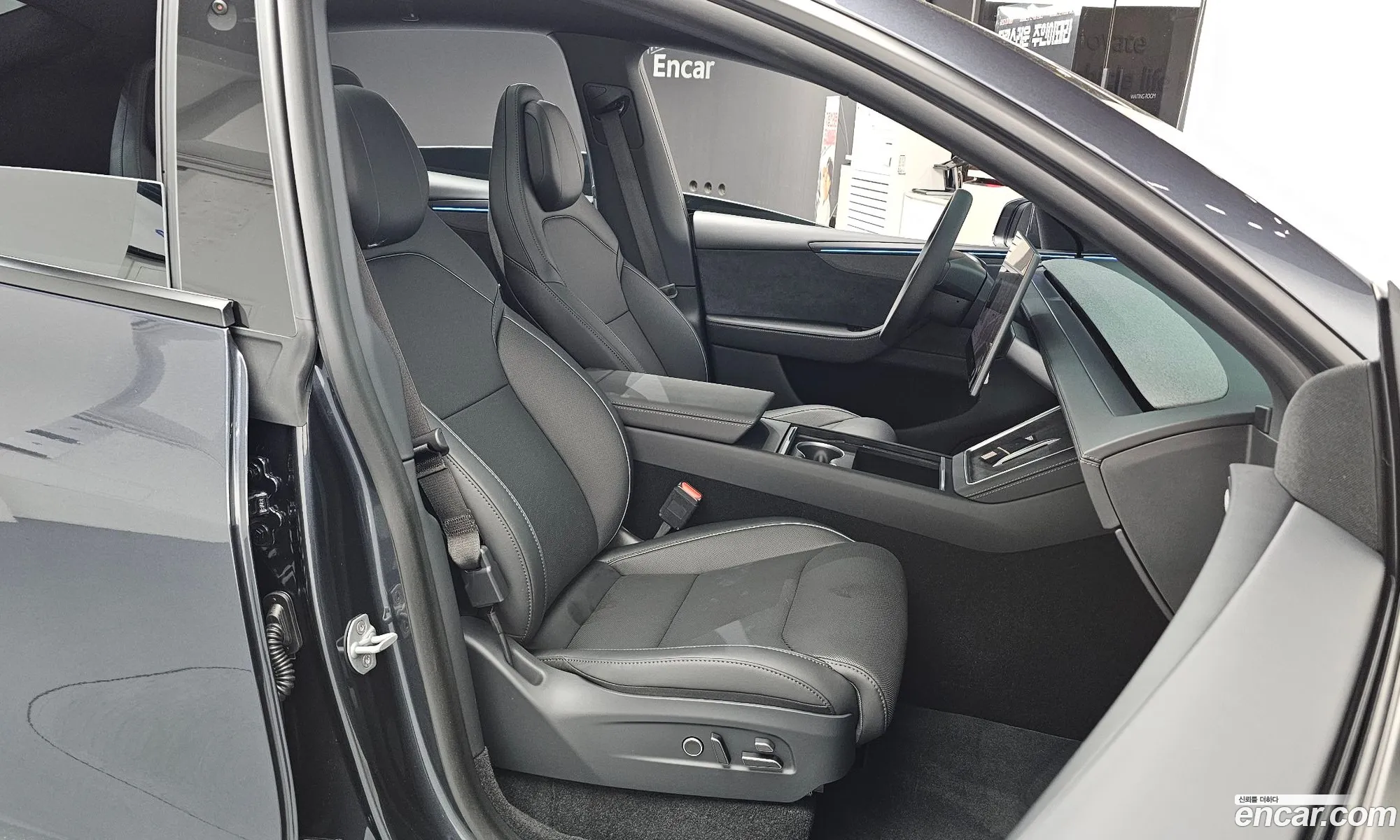 Tesla Model Y 2026 LRWYGCEK9TC682855 — 7