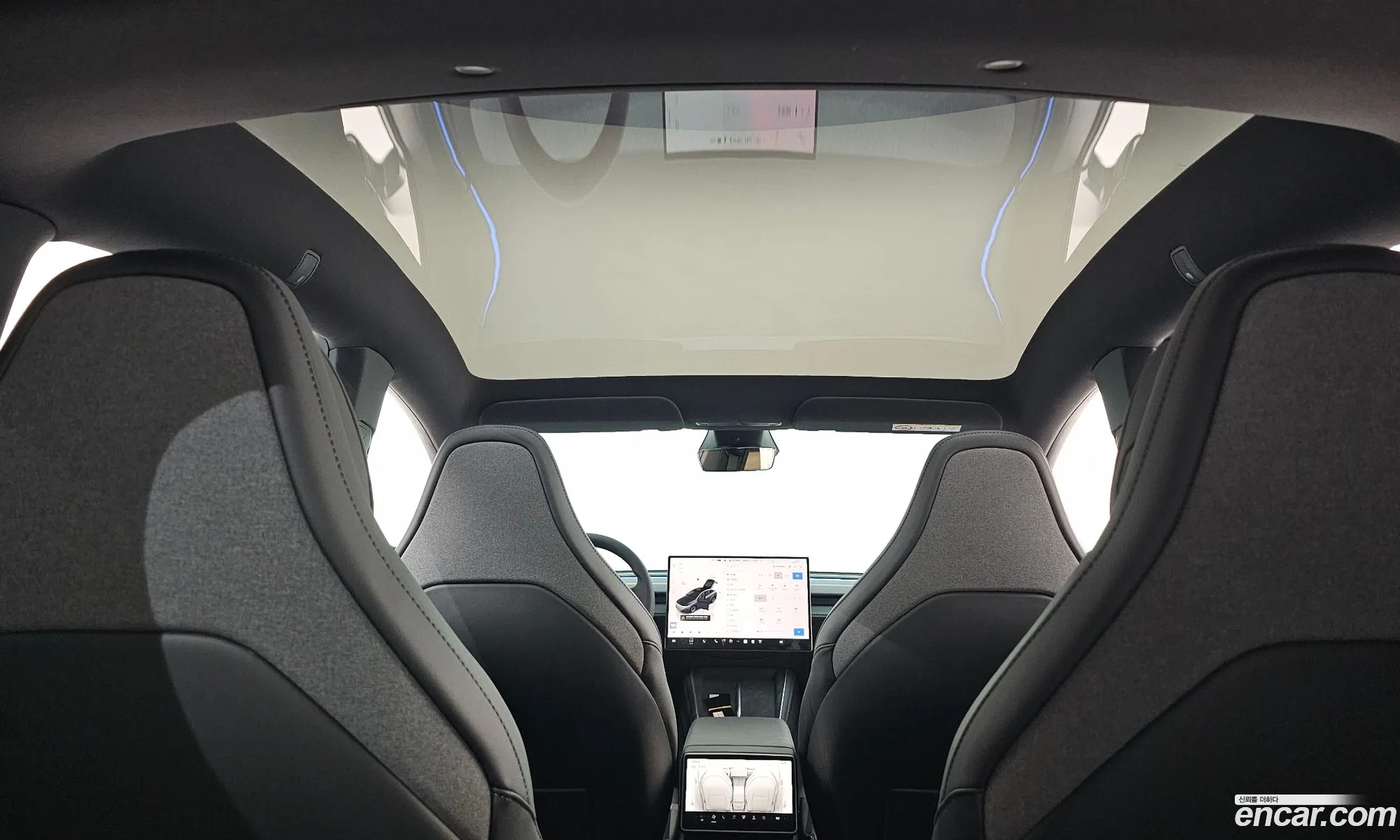 Tesla Model Y 2026 LRWYGCEK9TC682855 — 22