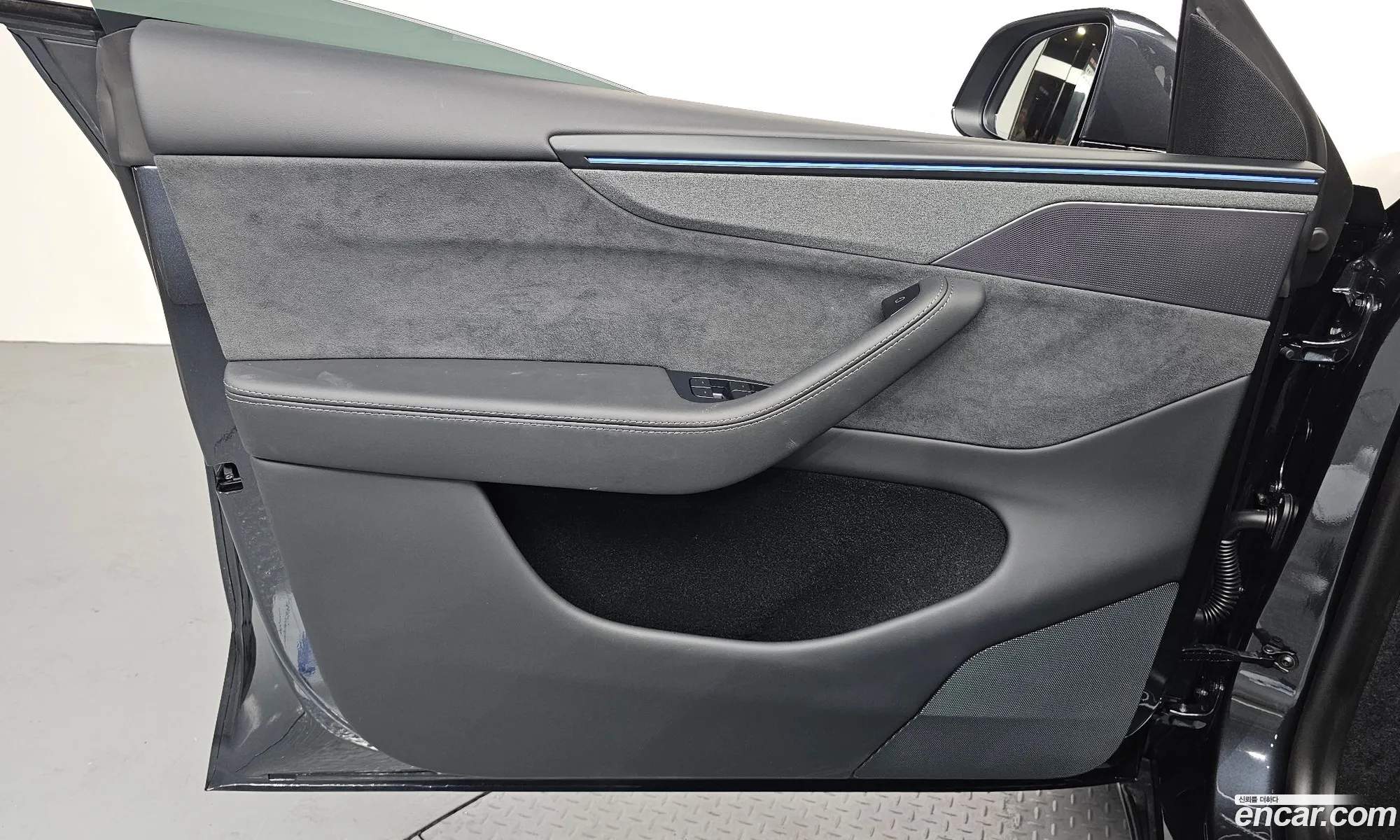 Tesla Model Y 2026 LRWYGCEK9TC682855 — 14