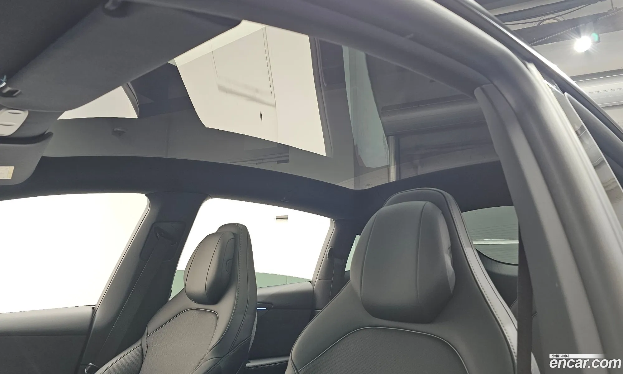 Tesla Model Y 2026 LRWYGCEK9TC682855 — 24