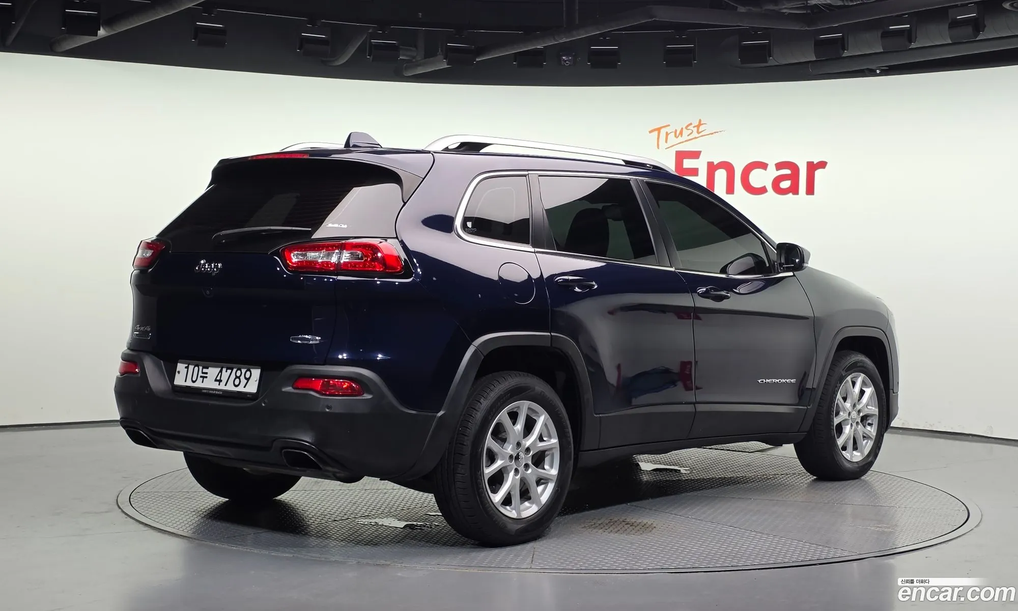 Jeep Cherokee 2016 1C4PJMCU1GW101282 — 18