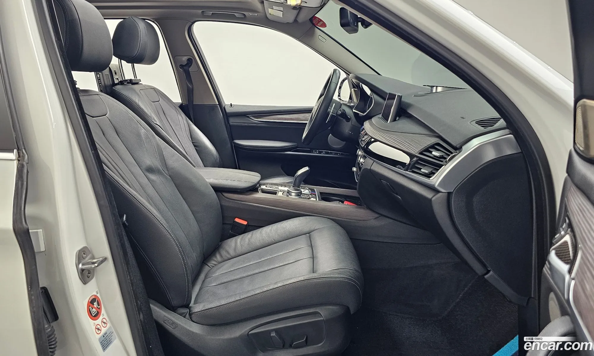 BMW X5 2017 — 2