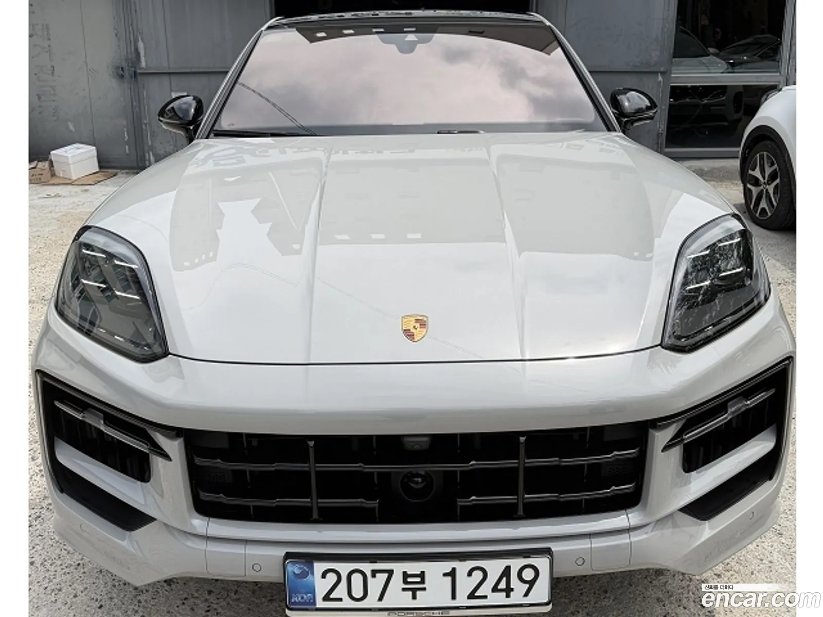 Porsche Cayenne 2025 — 13