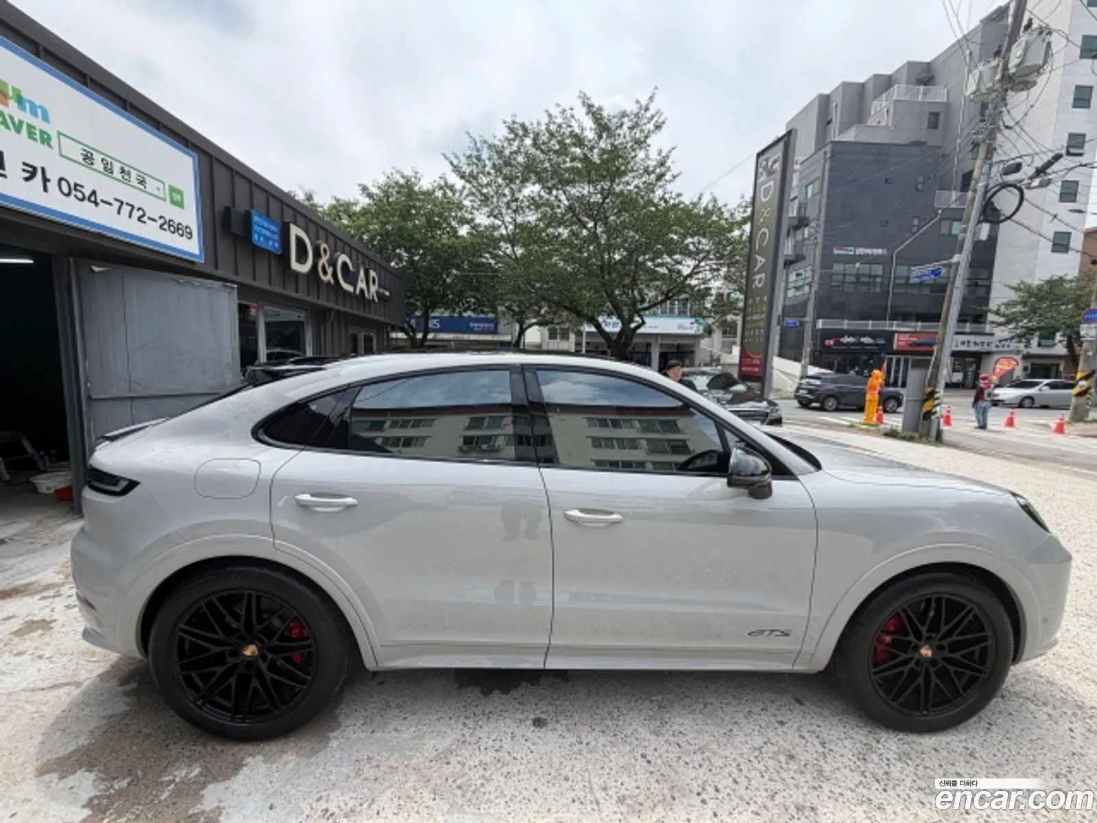 Porsche Cayenne 2025 — 6