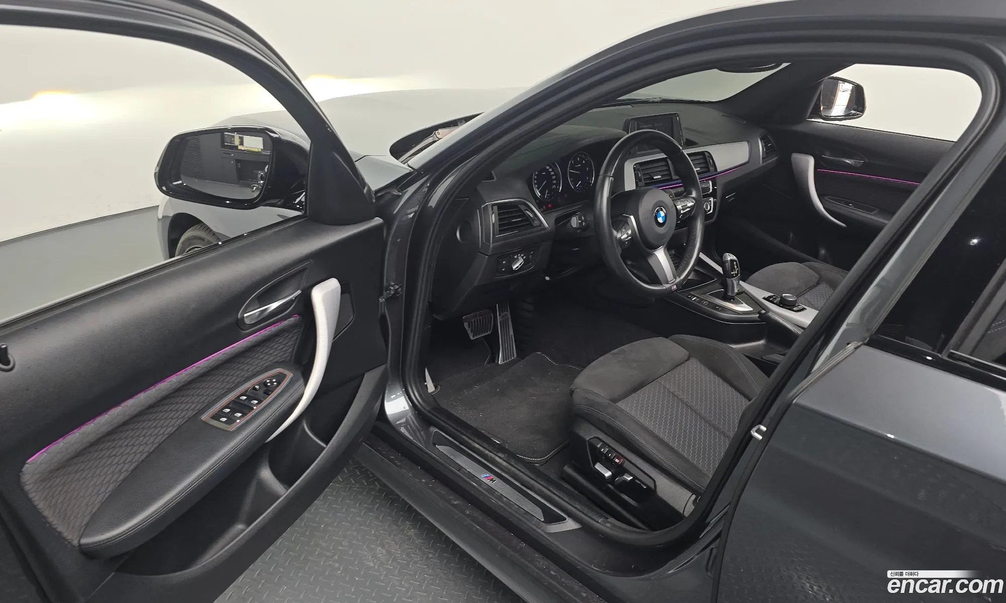 BMW 1 Series 2017 WBA1S5106J5K35904 — 20