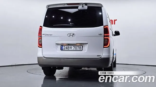 Hyundai Grand Starex 2020 — 3