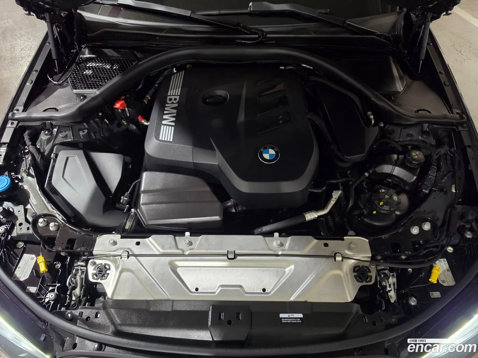 BMW 3 Series 2025 — 3