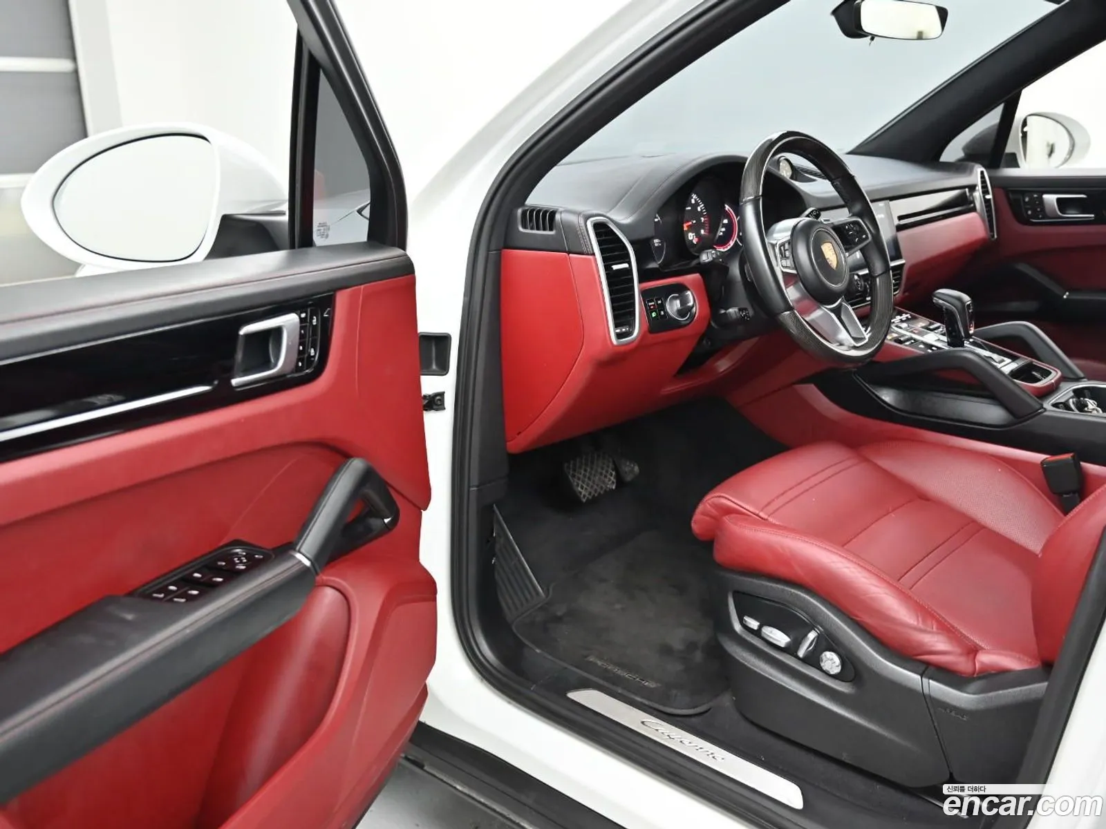 Porsche Cayenne 2019 — 14