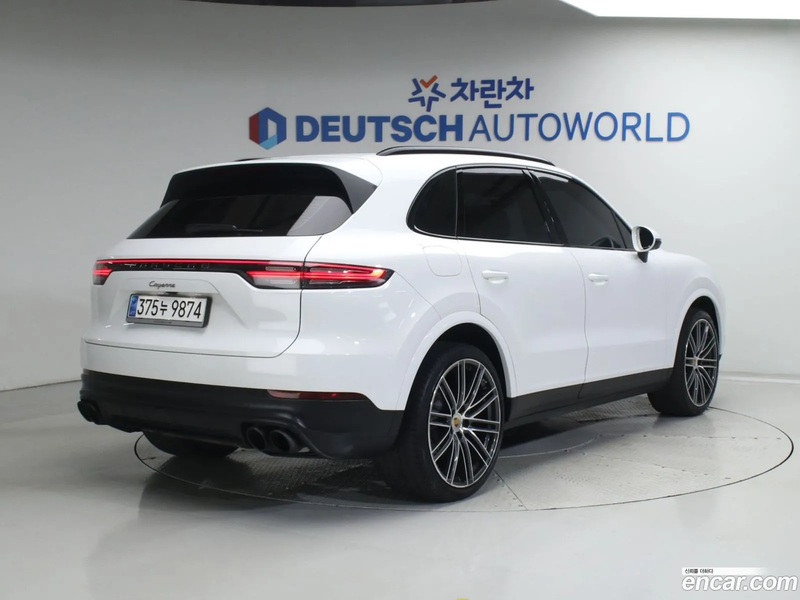 Porsche Cayenne 2019 — 18