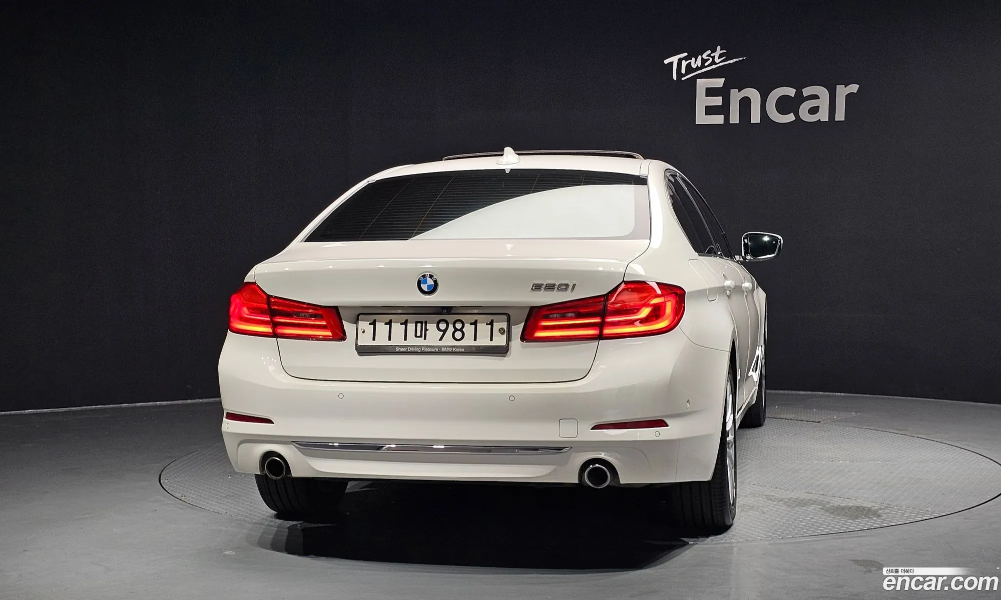 BMW 5 Series 2020 — 23
