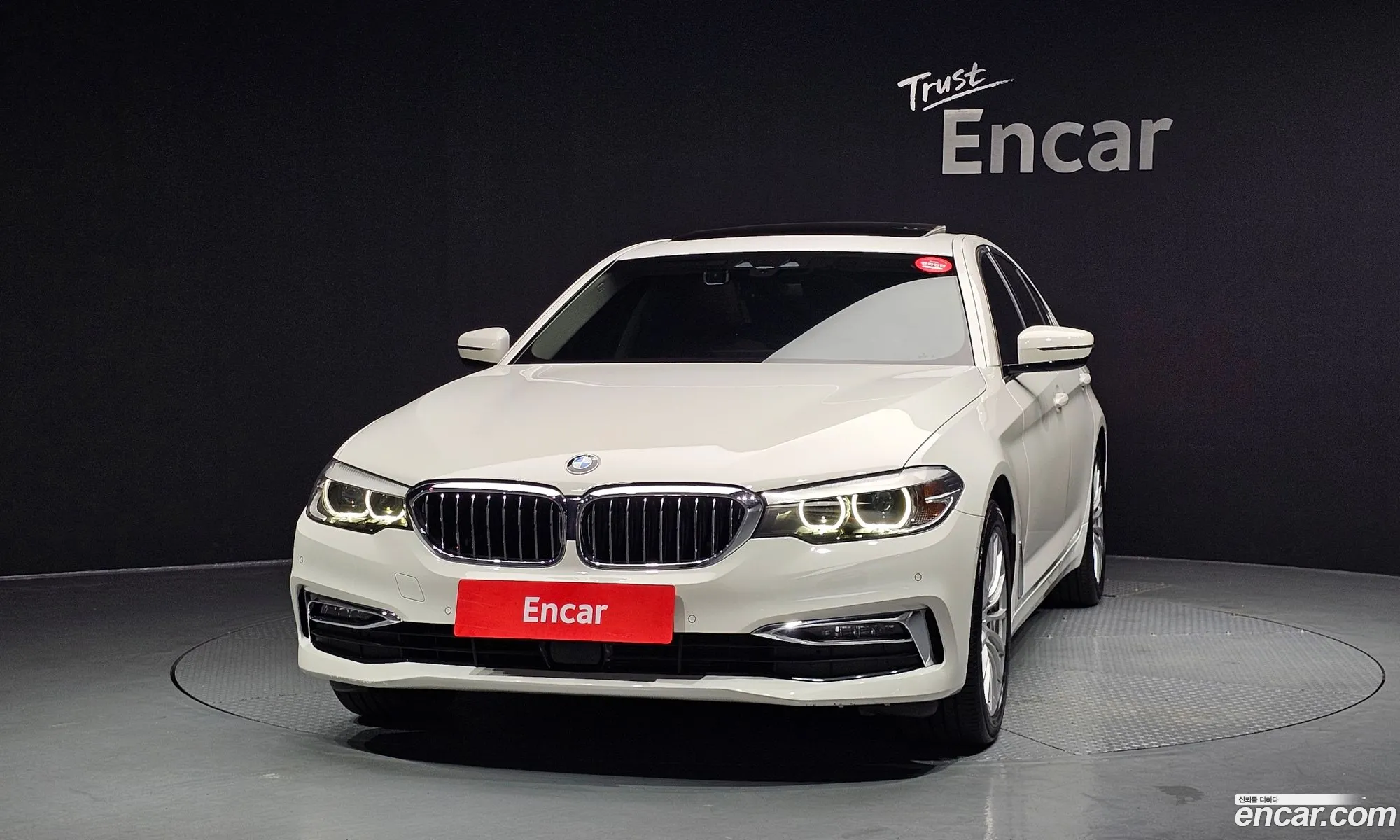 BMW 5 Series 2020 — 28