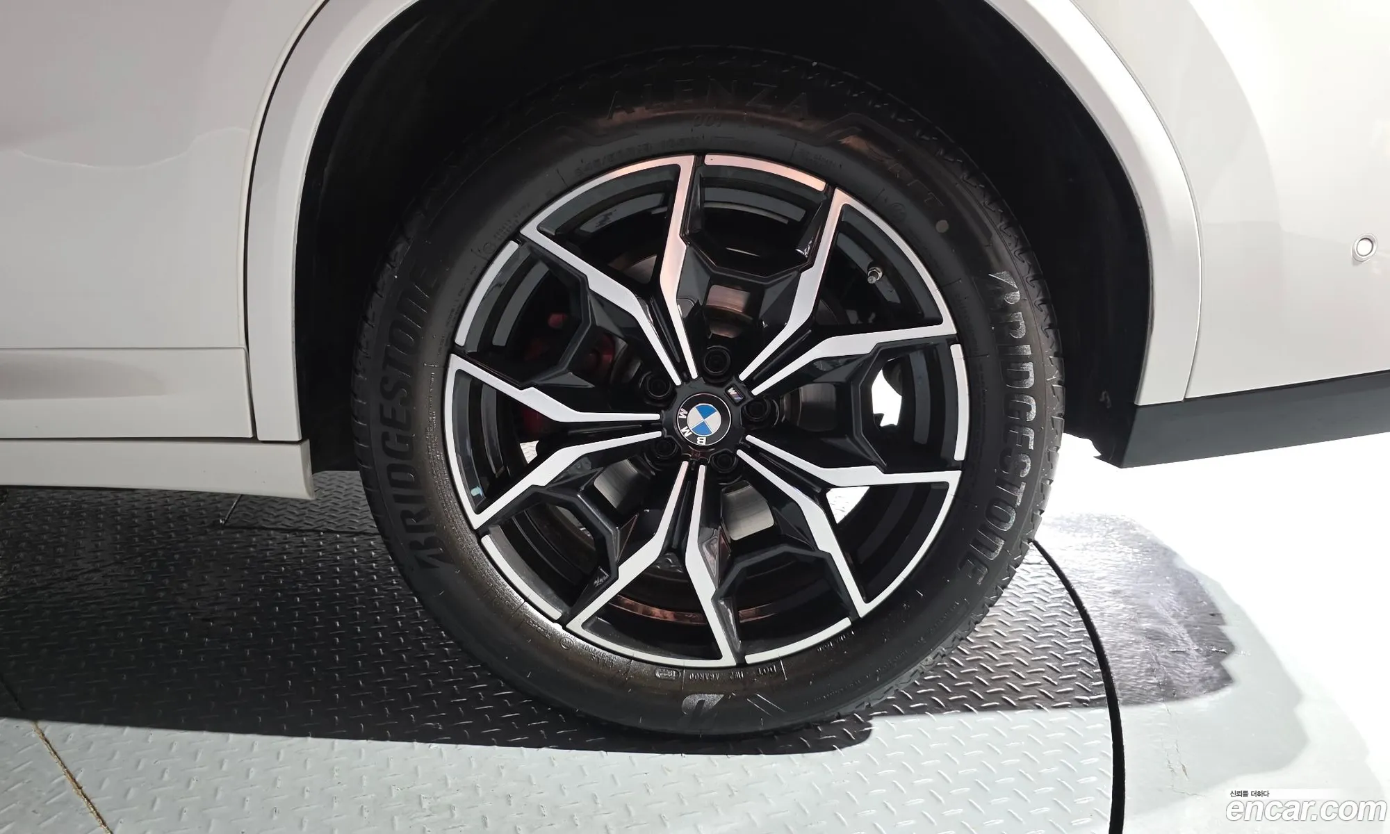 BMW X4 2022 — 28