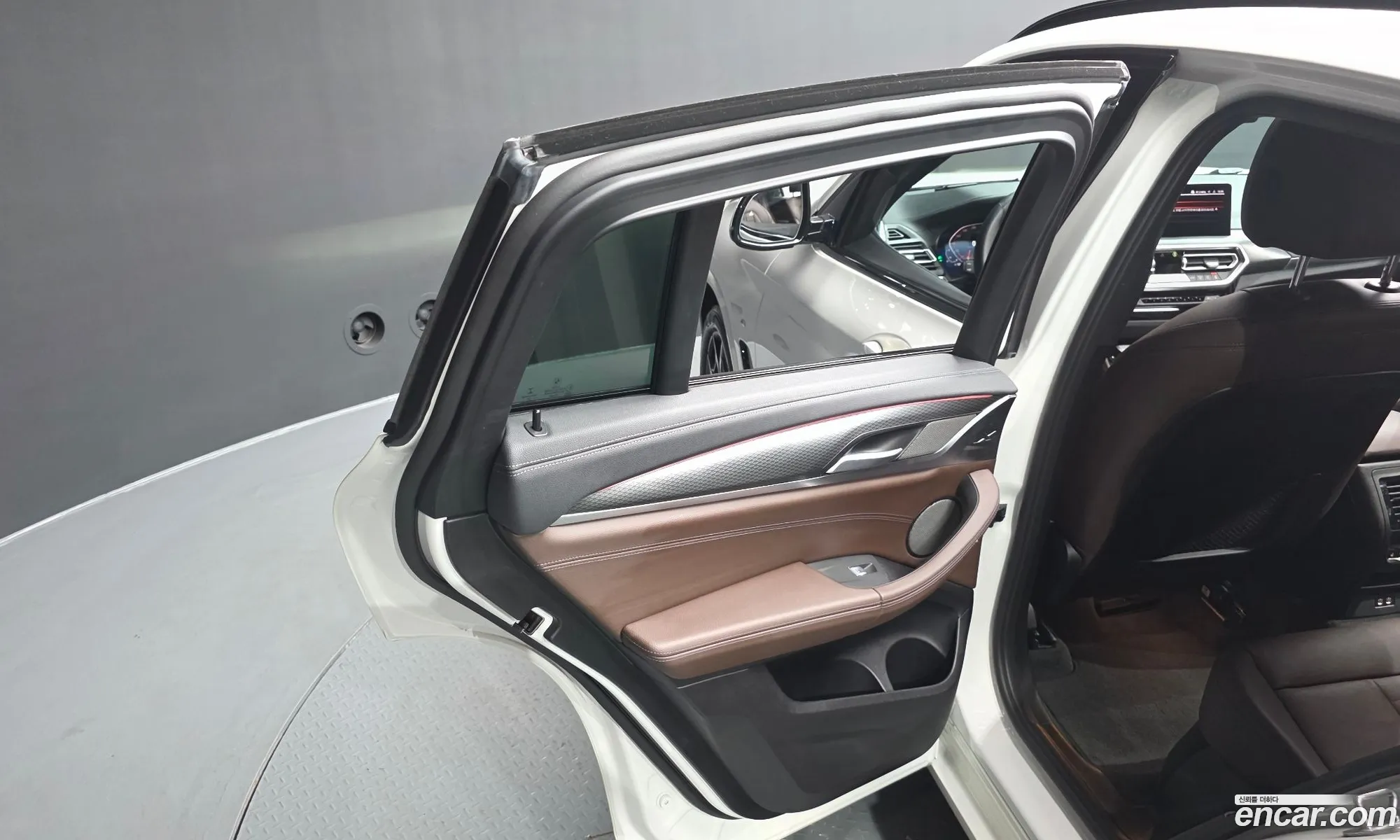 BMW X4 2022 — 16