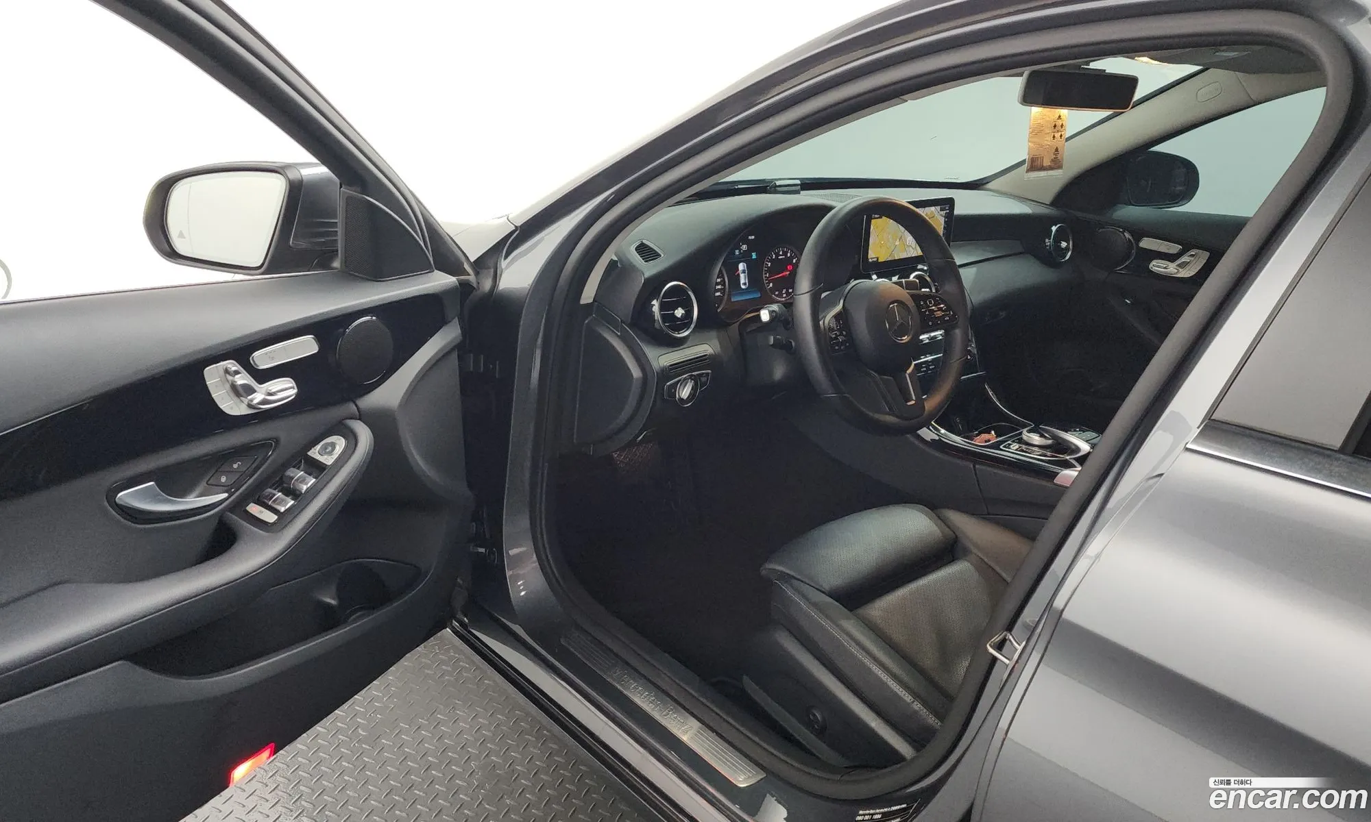 Mercedes-Benz C-Class W205 2019 — 13