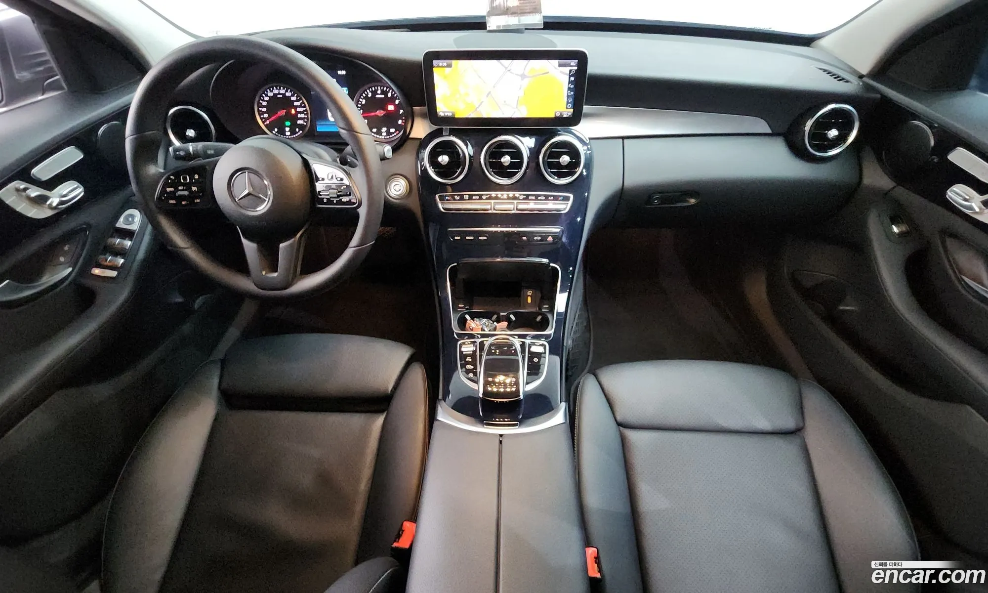 Mercedes-Benz C-Class W205 2019 — 16