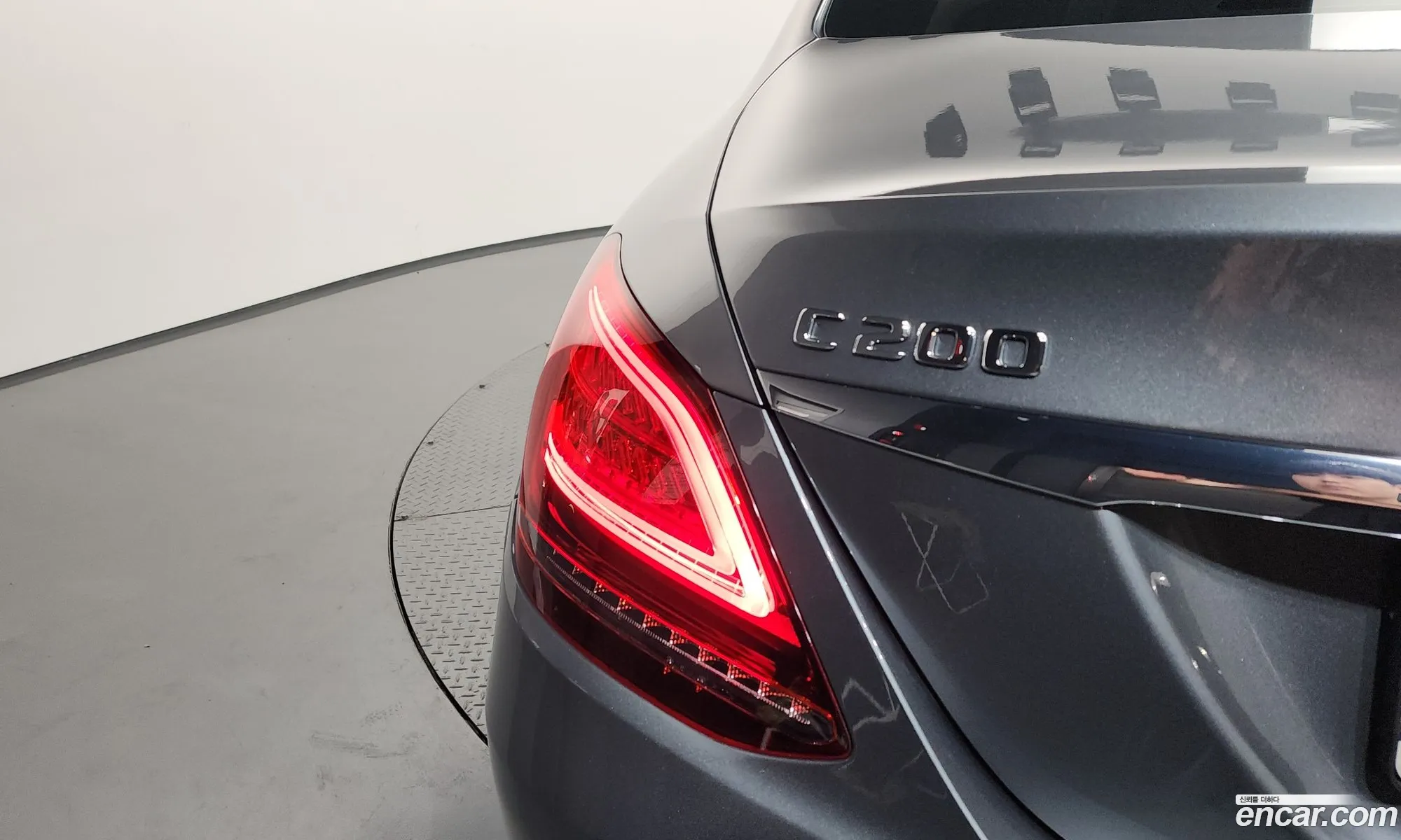 Mercedes-Benz C-Class W205 2019 — 17